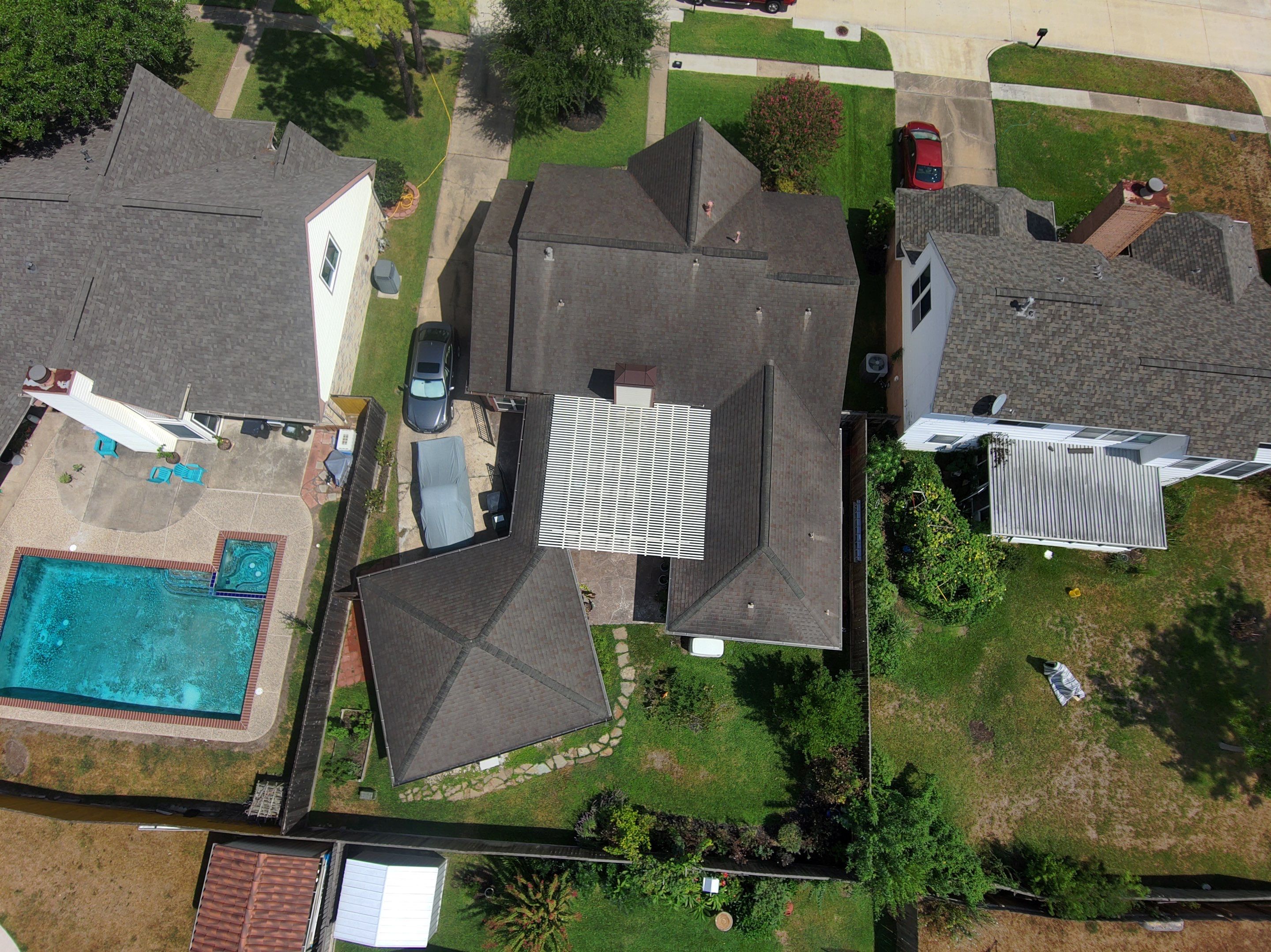 Residential Roofing Installation using Owen's Corning Duration (Lifetime) Shingles by Roof Repair Company