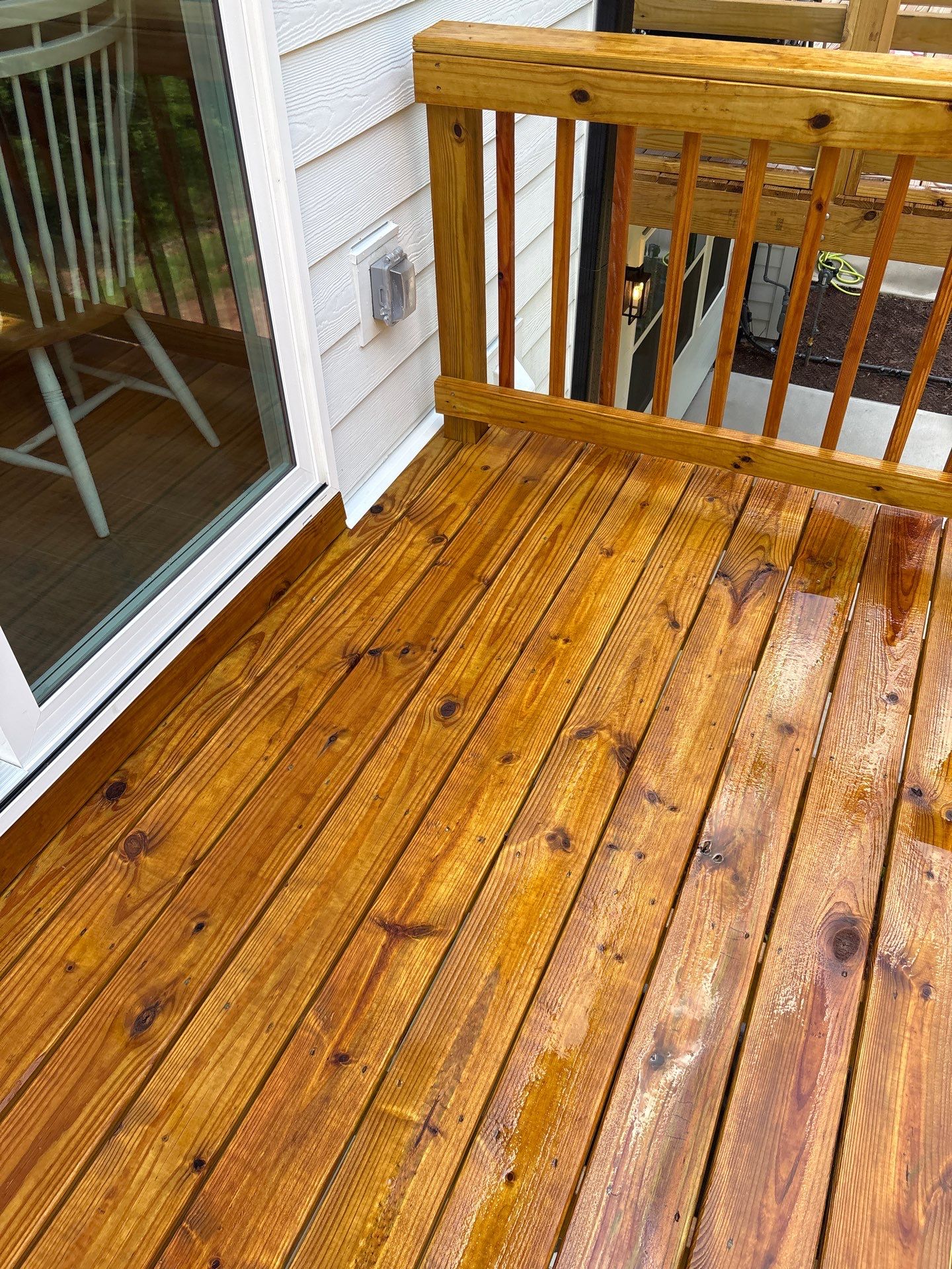 Deck using Wood Sealant by DuraSeal