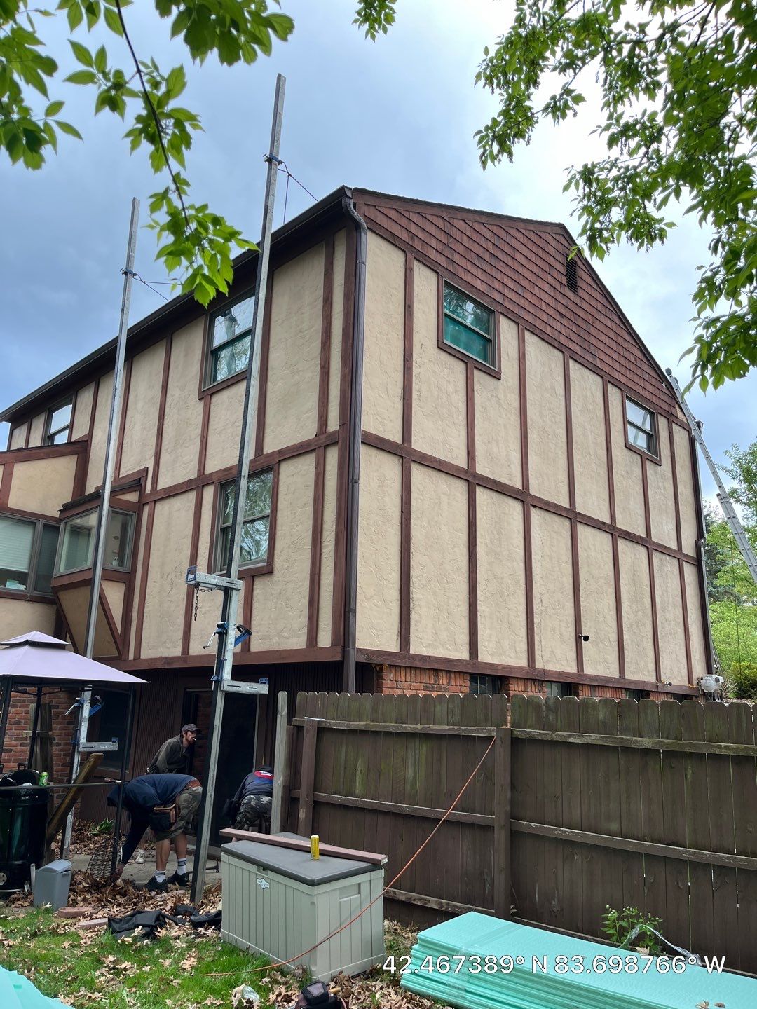 Siding Replacement using Alside D4 Odyssey-Plus Dutchlap by 180 Contractors