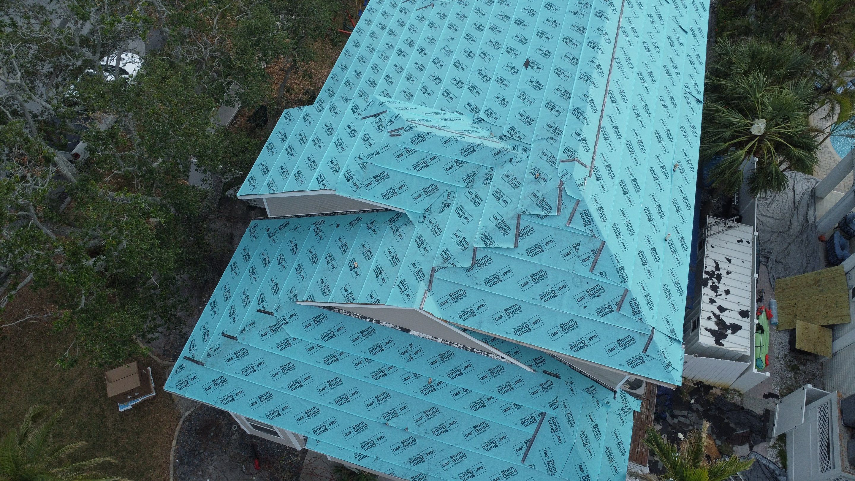 Polar White Standing Seam by Reimagine Roofing