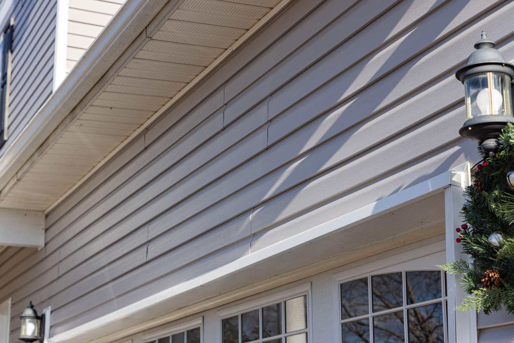 Mastic Vinyl Plank by Freedom Exteriors