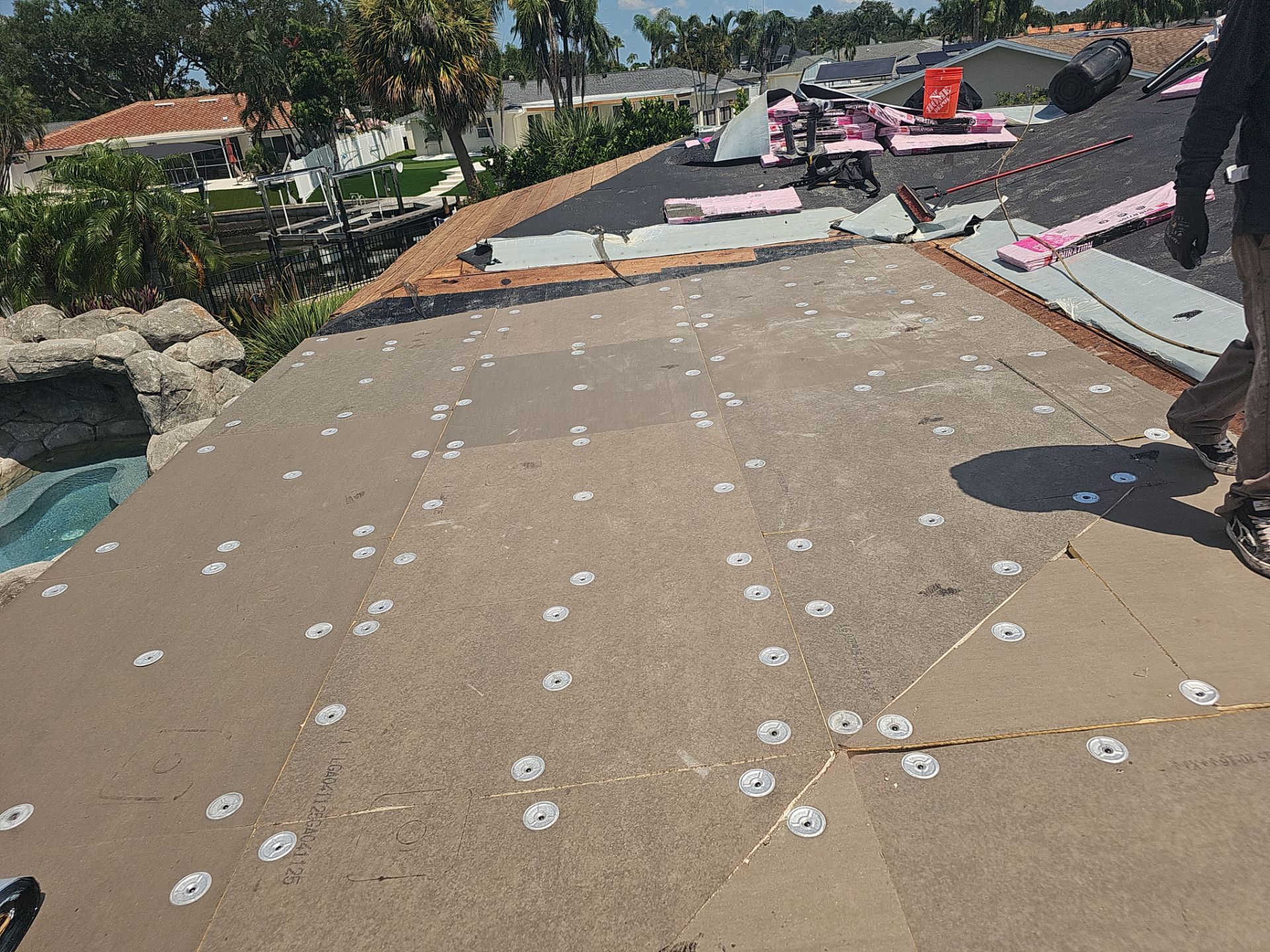 Project in St. Petersburg 33702 by Mitchell Roofing Company LLC 