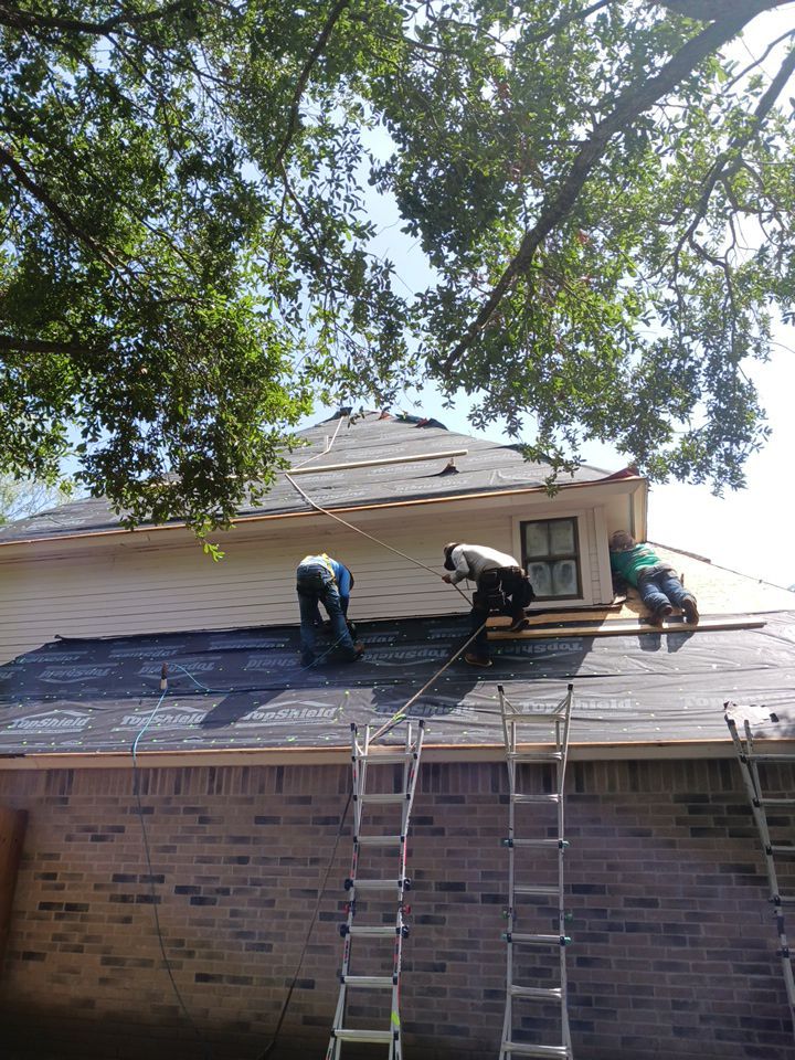 Grey is the new Black by Bayfront Roofing and Construction
