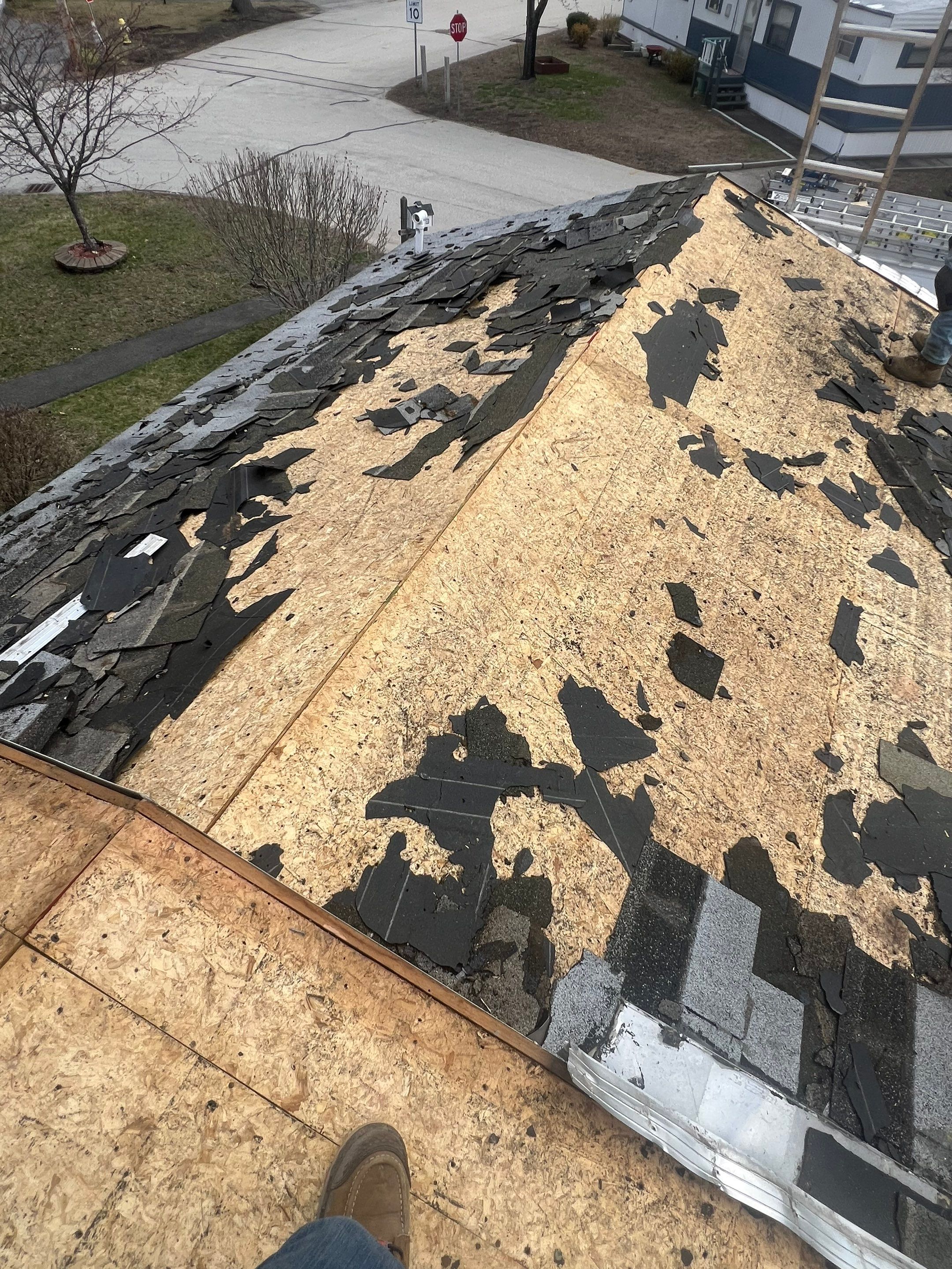 Corrugated Metal and Asphalt in Merrimack New Hampshire by Tall pine roofing