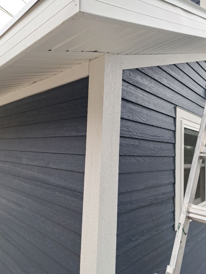 Siding and Window Replacement in Plymouth, WI by Gellings Roofing and Siding LLC