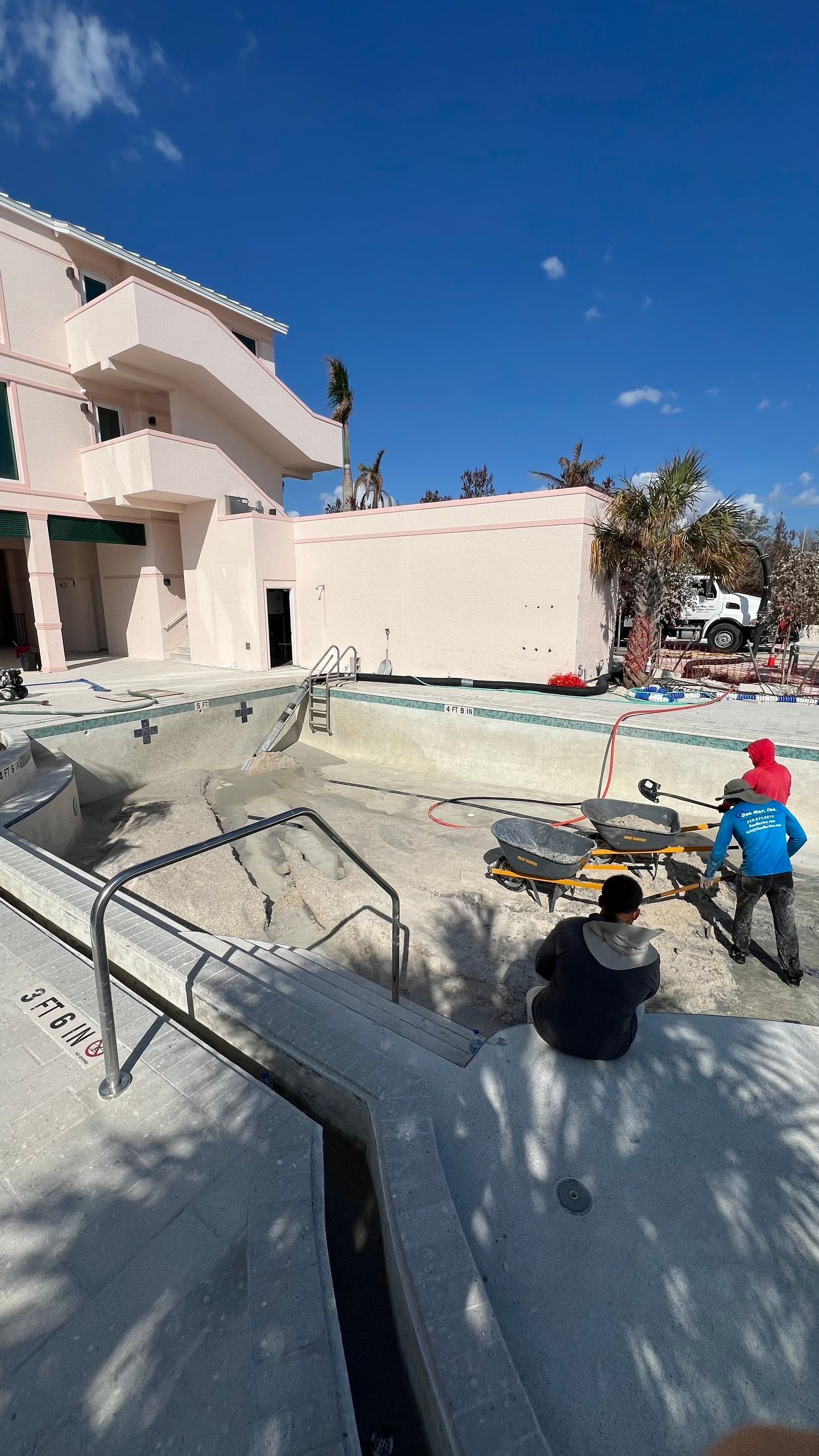 Beachside Community Club Pool Cleanout by APS Power & Water