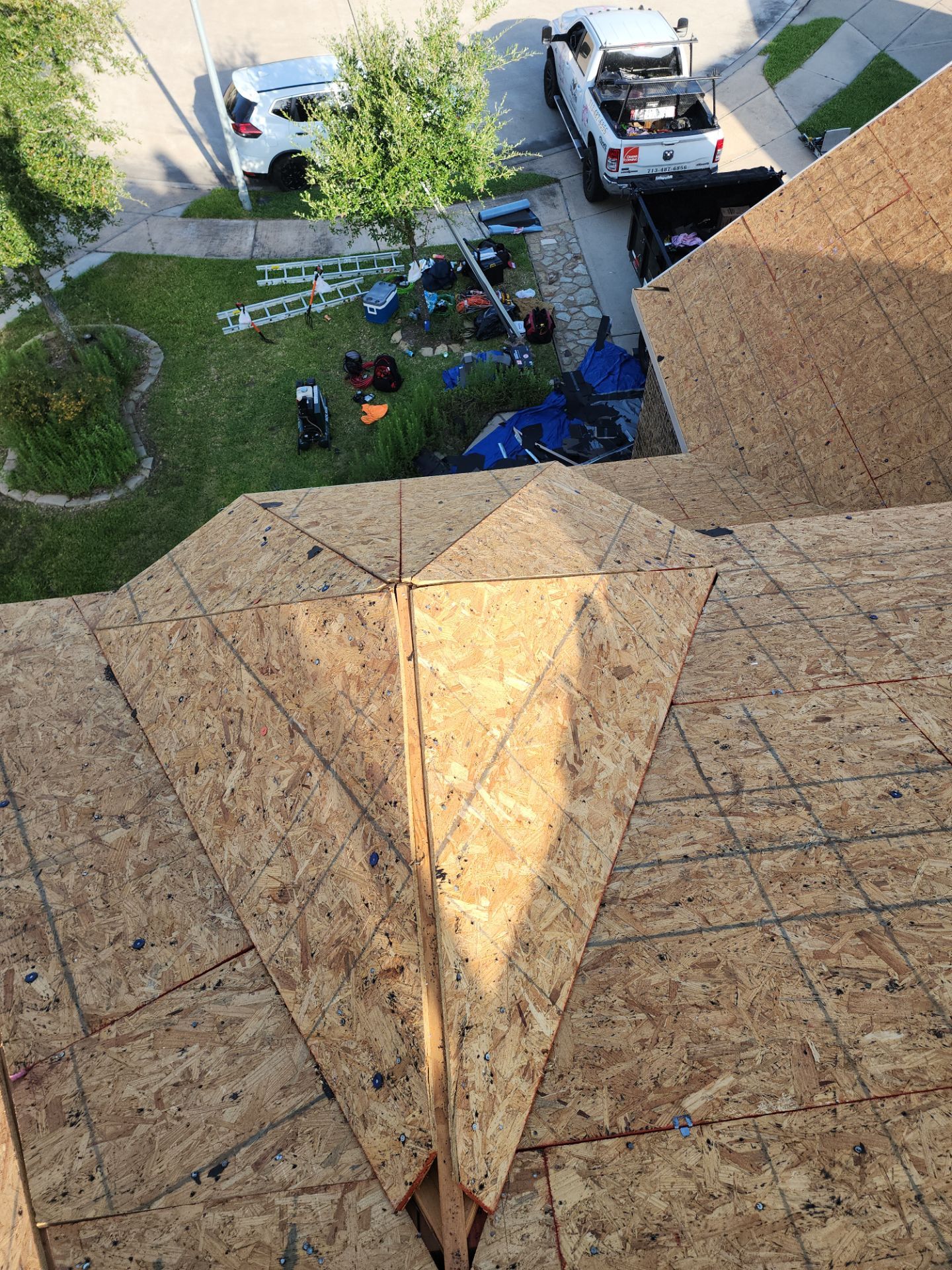 Residential Roofing Installation using Owen's Corning Duration (Lifetime) Shingles by Roof Repair Company