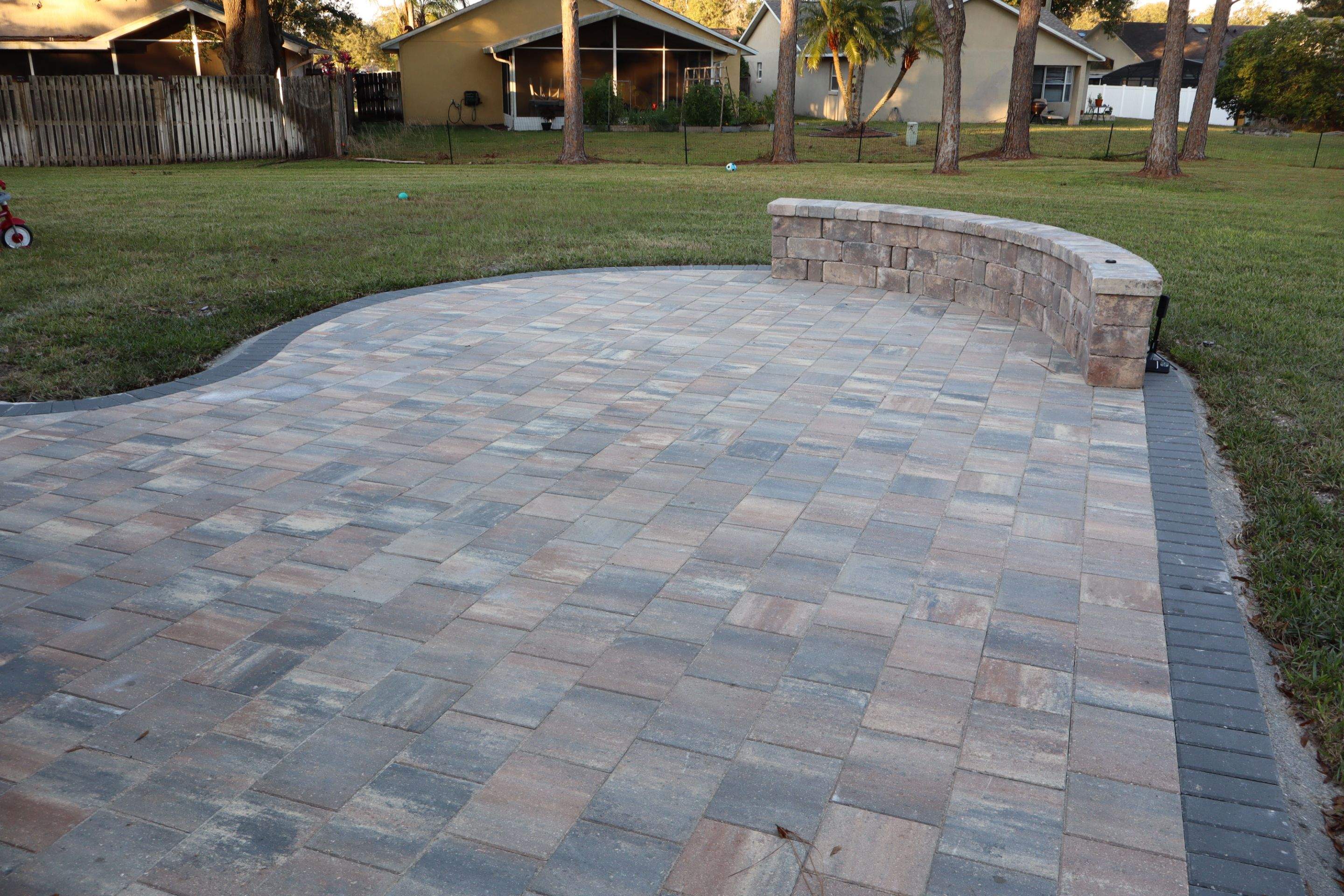 We are thrilled to share our latest project at Orlando WaterFord Lakes! ✨ by Orlando pergolas