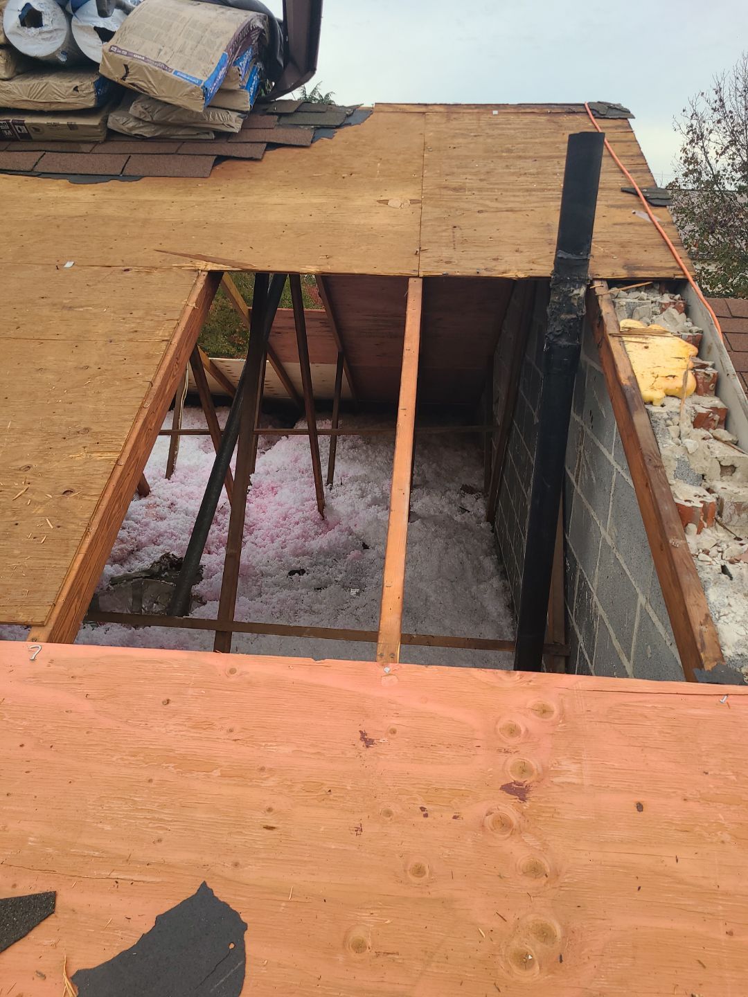 Springfield: Residential Roof Replacement with CertainTeed Landmark Pro in Max Def Burnt Sienna by RM Banning, Inc.