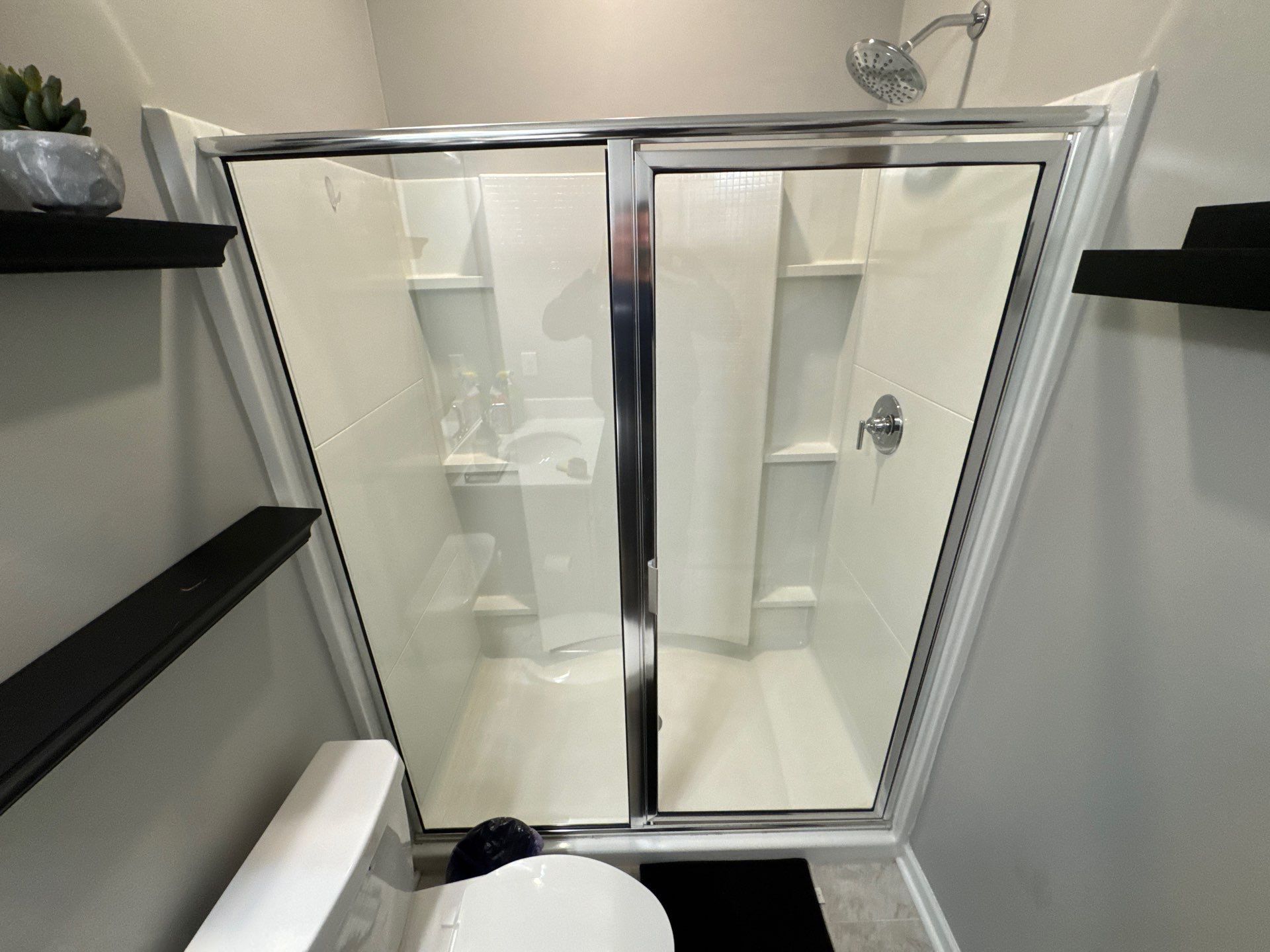 Tub to walk-in shower conversion by Prudencio
