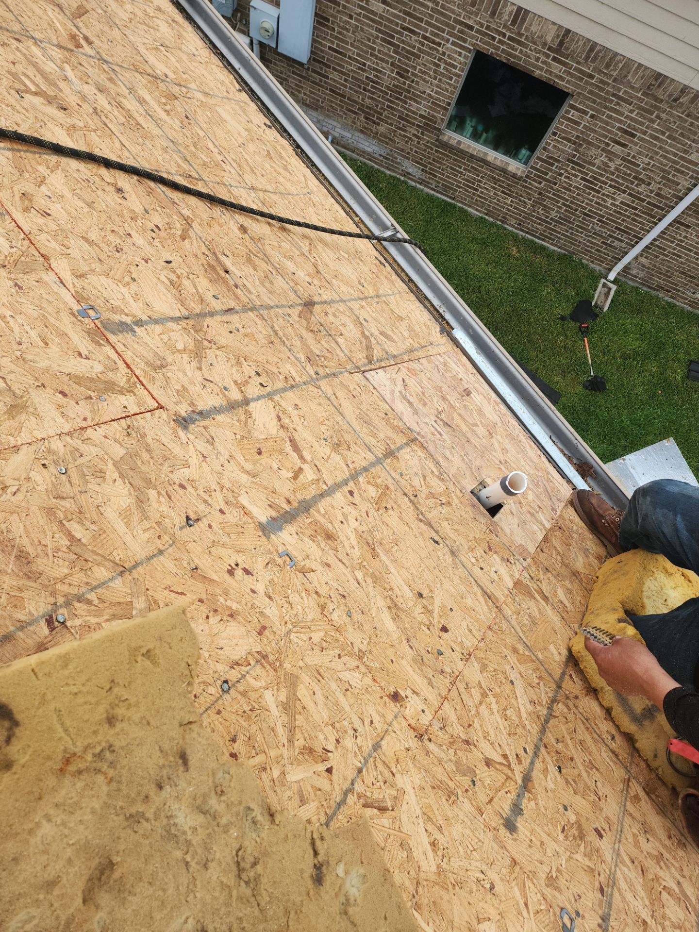 Residential Roofing Installation using Owen's Corning Duration (Lifetime) Shingles by Roof Repair Company