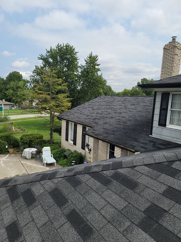 ATLAS PINNACLE COLOR: SCOTCHGARD BLACK SHADOW DRIP EDGE: WHITE by Eagle Eye Roofing