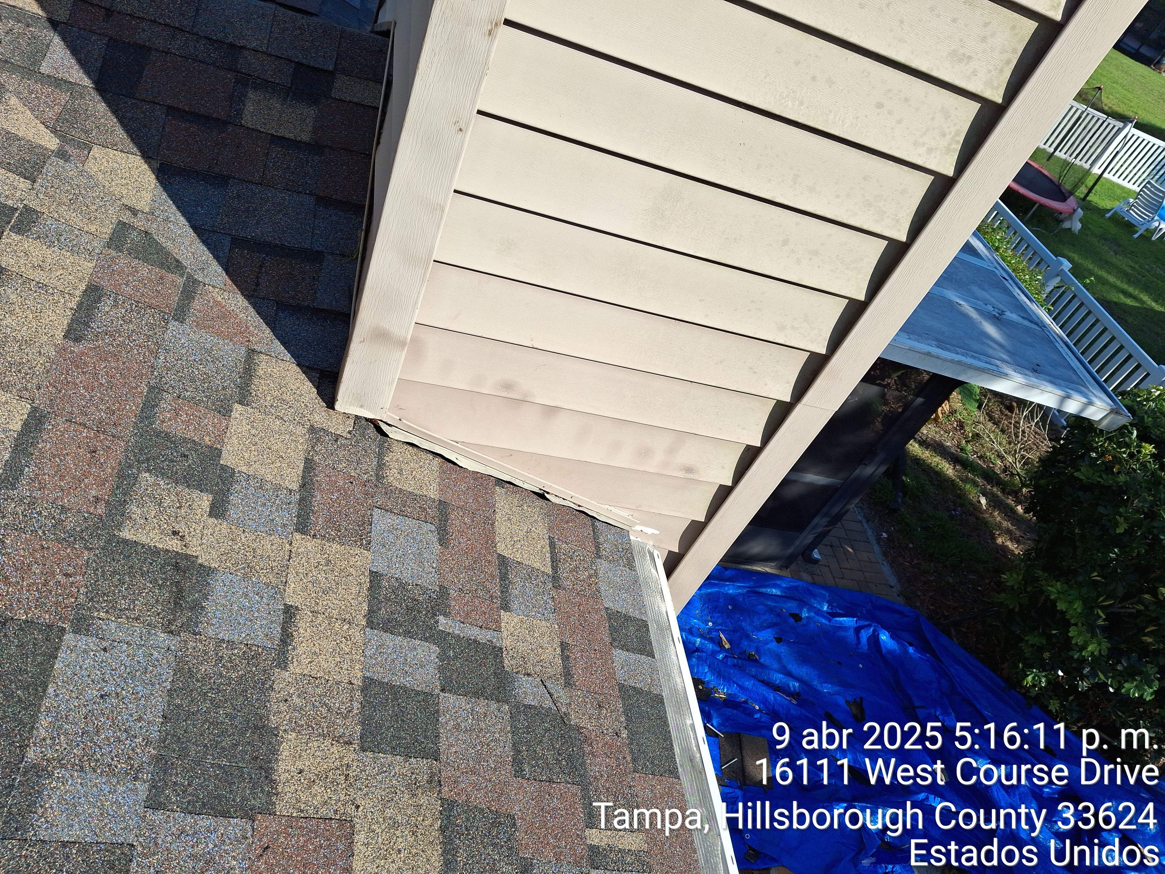 Owens Corning Designer Series (Summer Harvest) by RoofGuru AI LLC