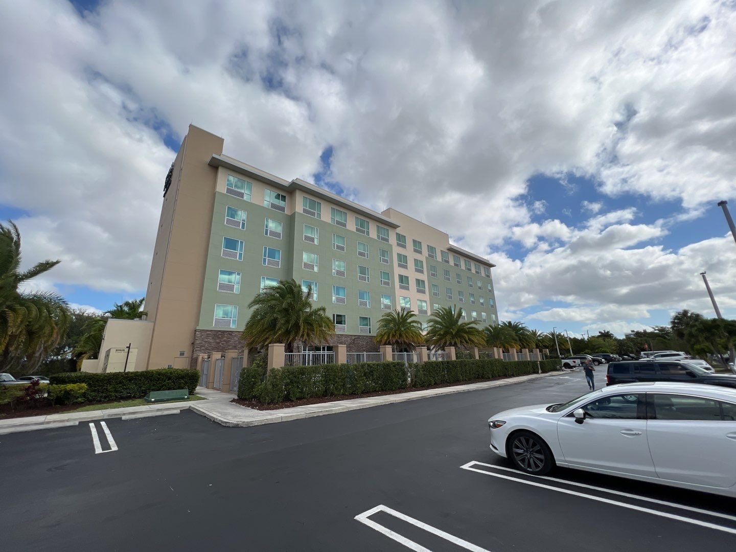 Four Points by Sheraton by Gemstone Builders, LLC.
