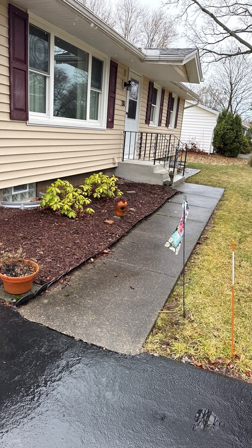 Oxford slate textured patio and step  by NG Masonry & Construction LLC