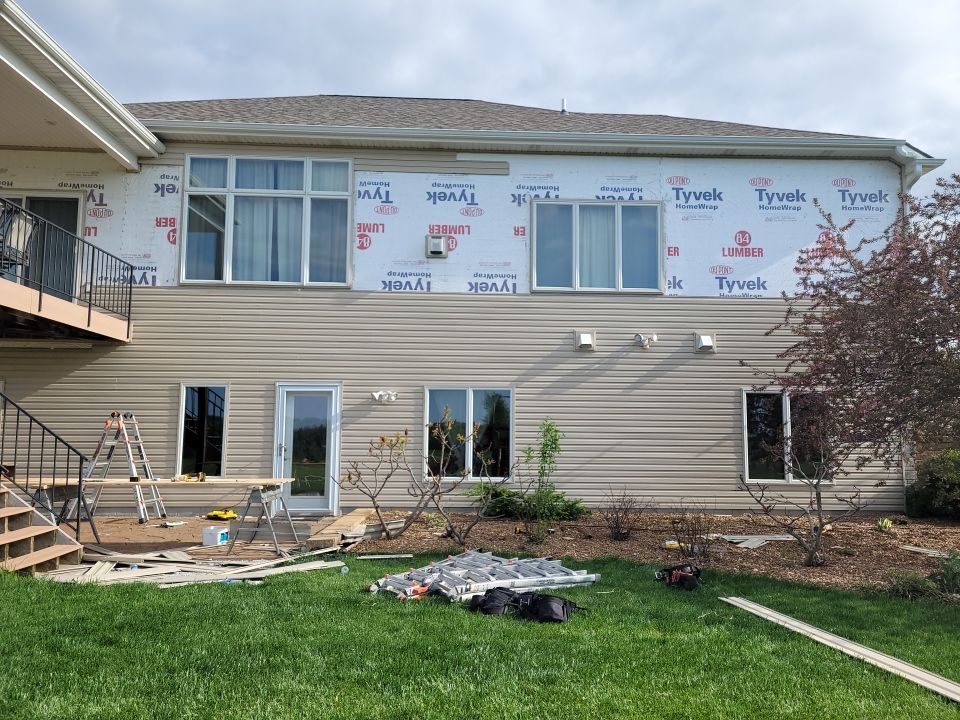 Residential Re-Roof using Landmark Shingles by White Castle Roofing