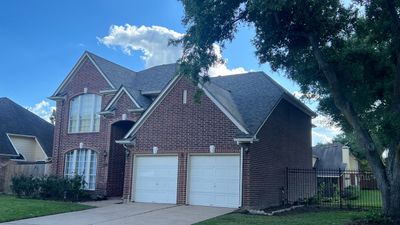 Residential Roofing Installation using Owen's Corning Duration (Lifetime) Shingles