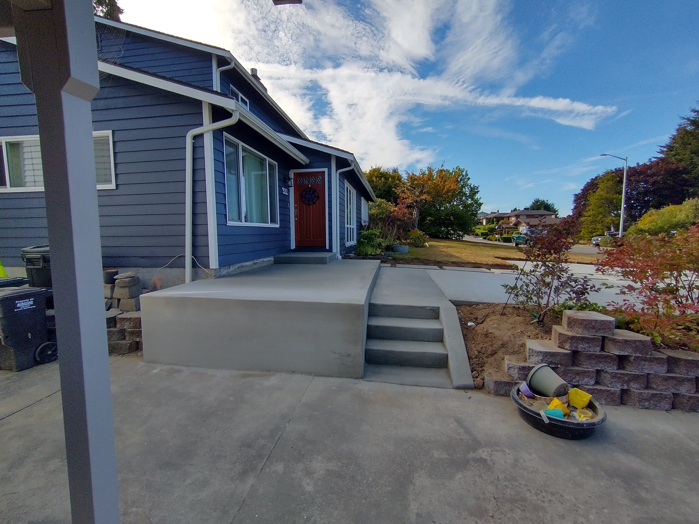 Custom Concrete walkway/Driveway Everett WA by Jireh Asphalt & Concrete Inc 