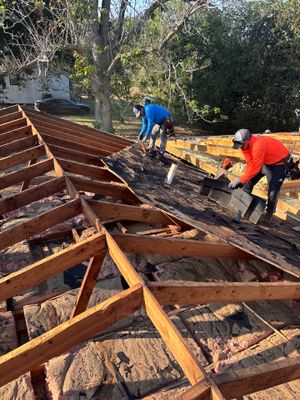 Residential Roofing Installation using Owen's Corning Duration (Lifetime) Shingles
