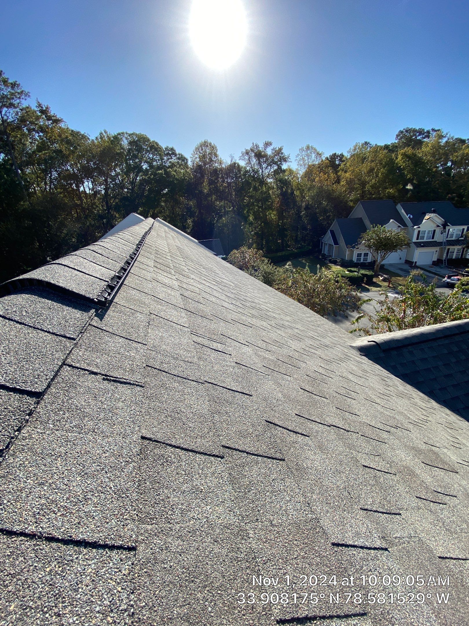 GAF HDZ - Weathered Wood by Linta Roofing Inc
