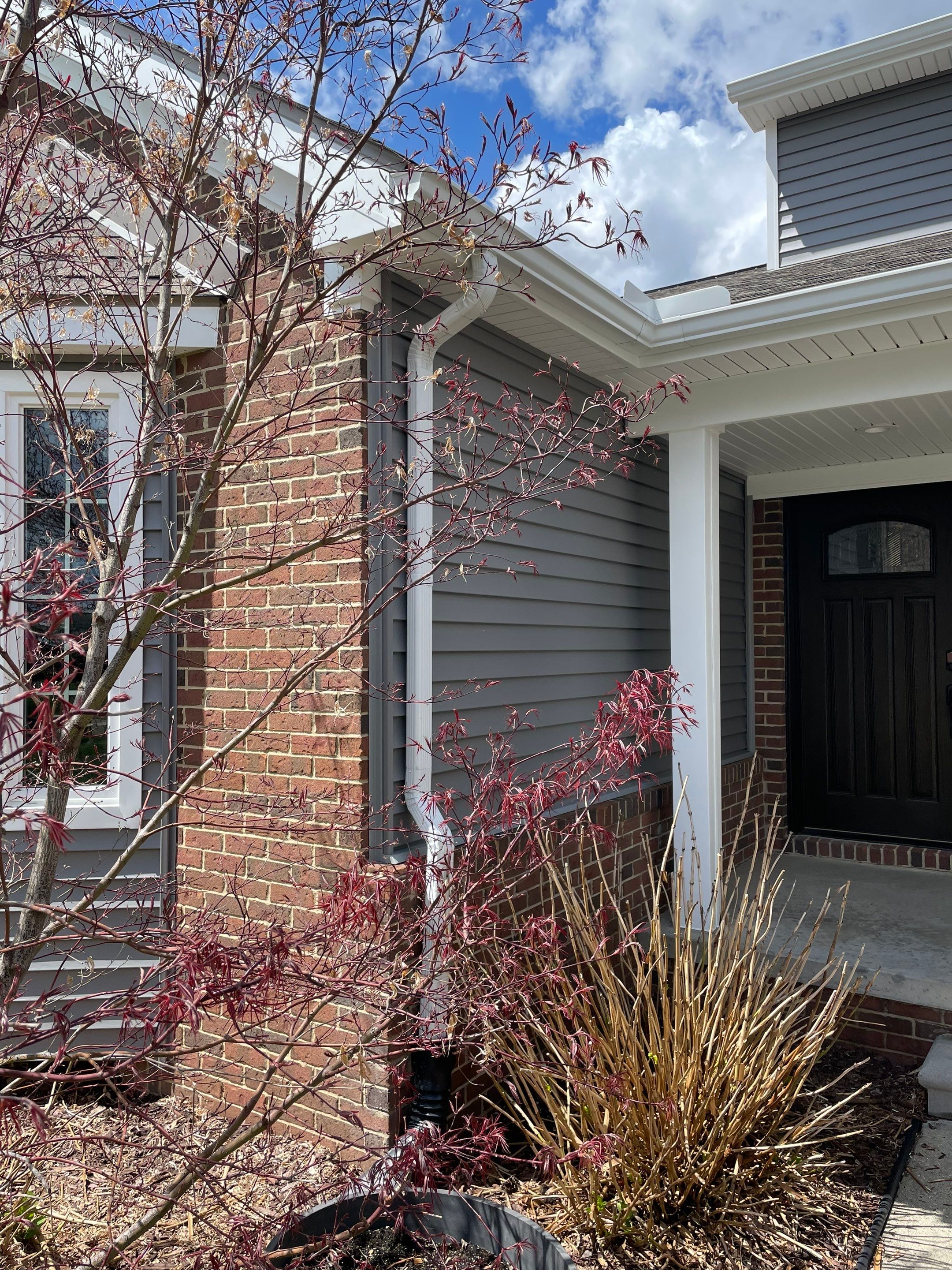 Siding Replacement using Certainteed Classic Restoration D4 by 180 Contractors