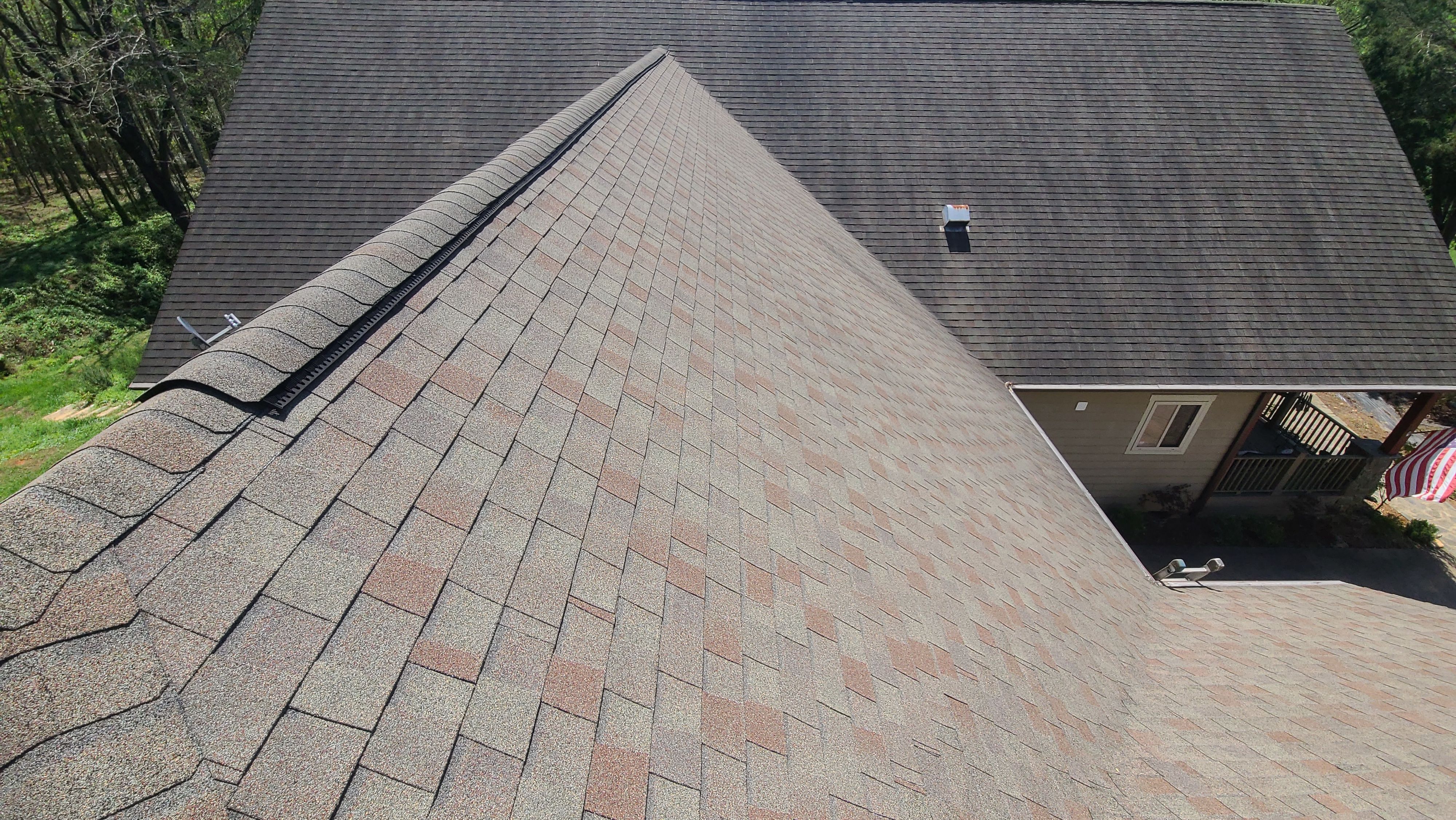 Tony's roof by BROCK BUILDERS 