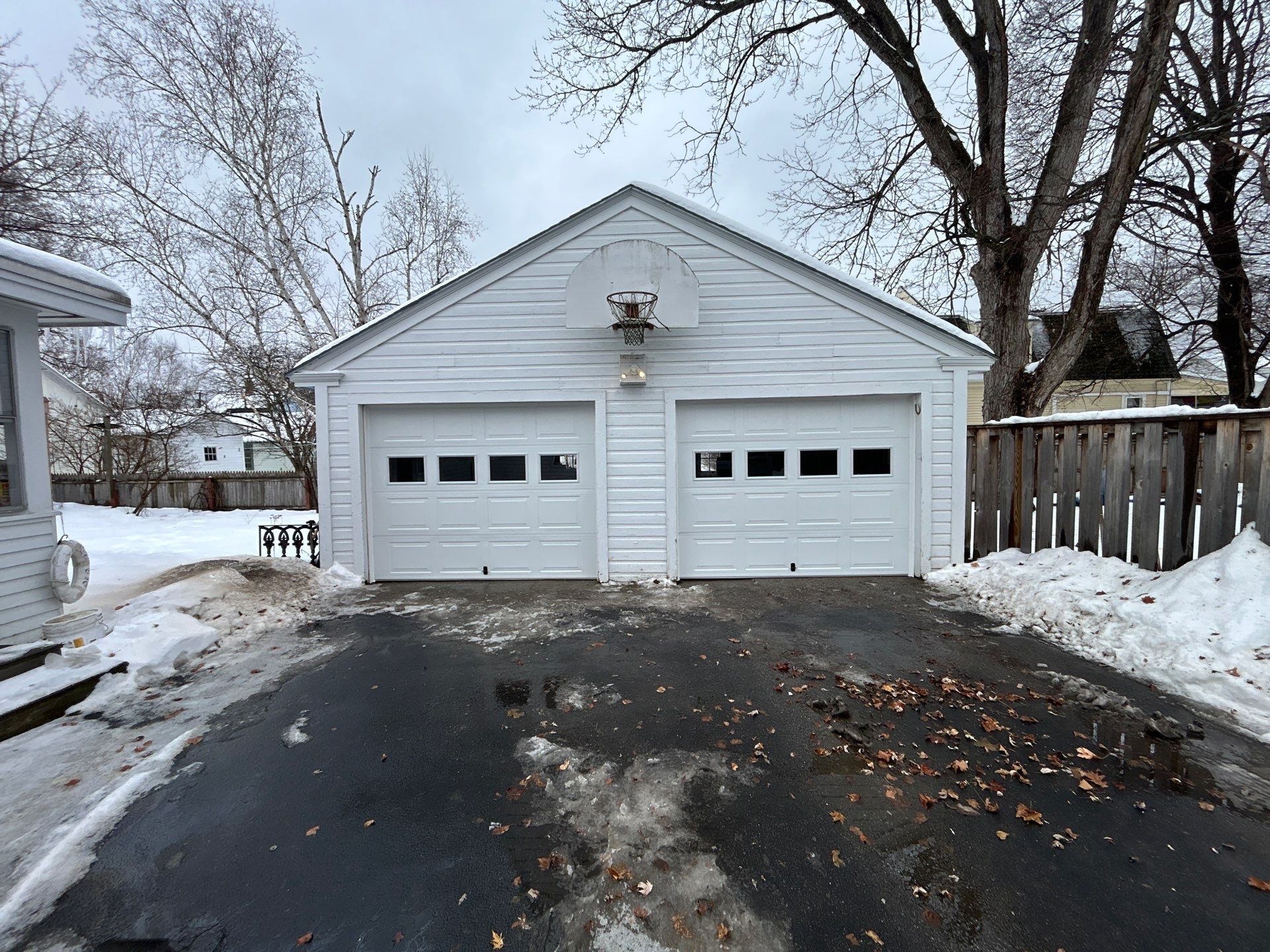 Door Installation using Raynor Buildmark Garage Door by Keene Door