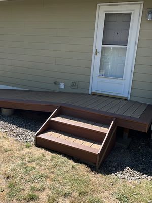  Simple Small Deck