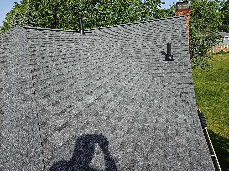 ATLAS PINNACLE COLOR: SCOTCHGARD PEWTER by Eagle Eye Roofing