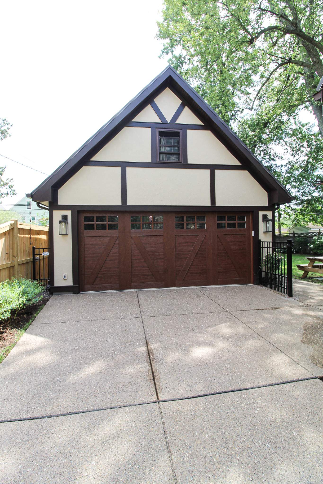 Garage and Concrete by Ivy Lea Construction