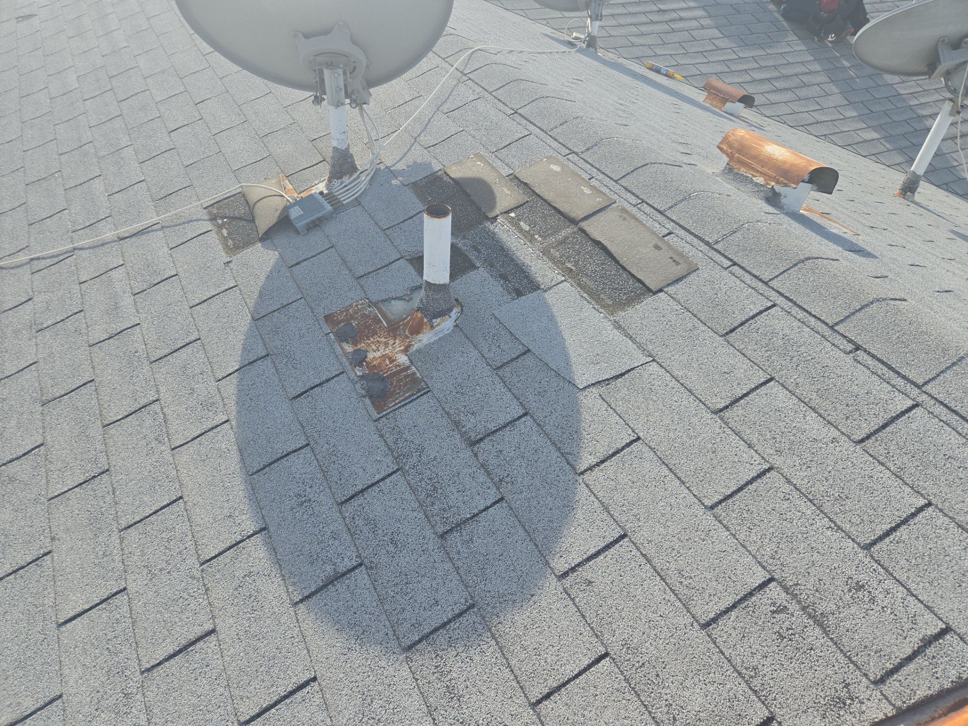 New Roof! Aparmtent Building in Burbank, CA by Hull Brothers Roofing