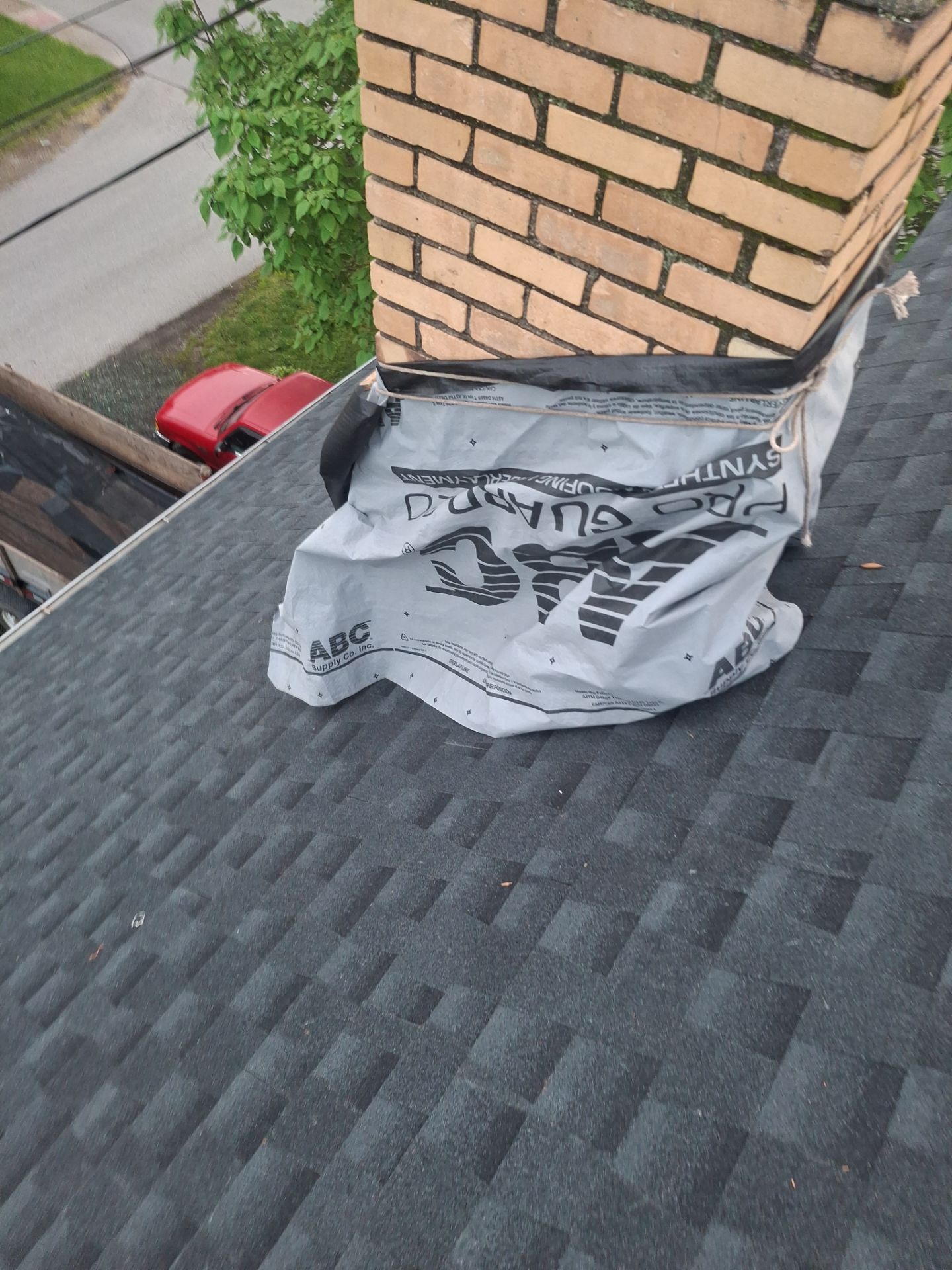 Residential Roofing Installation using GAF Timberline HDZ Charcoal by Rainstoppers Roofing