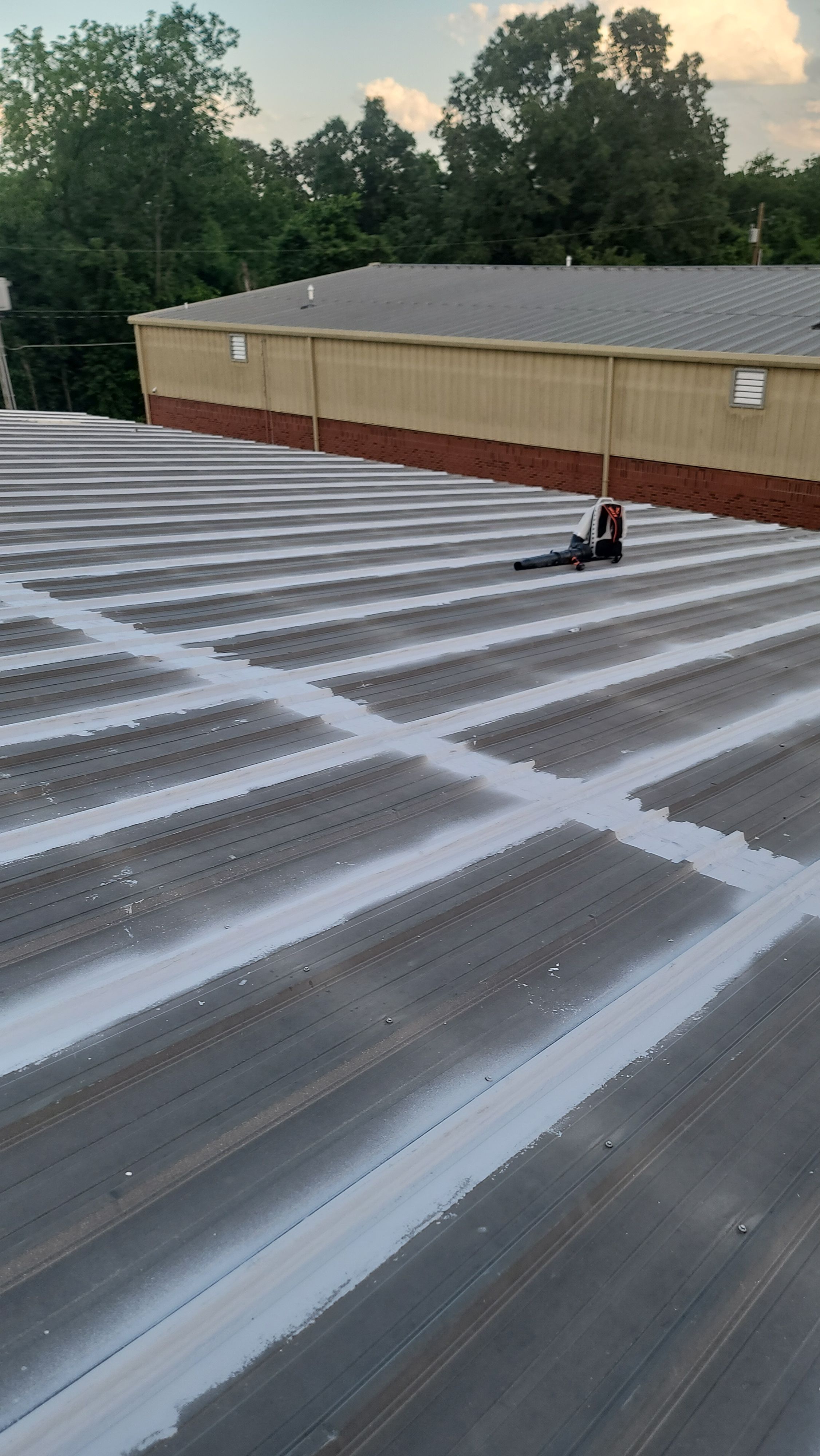 Mammoth Springs Gymnasium by Hostetler Roofing