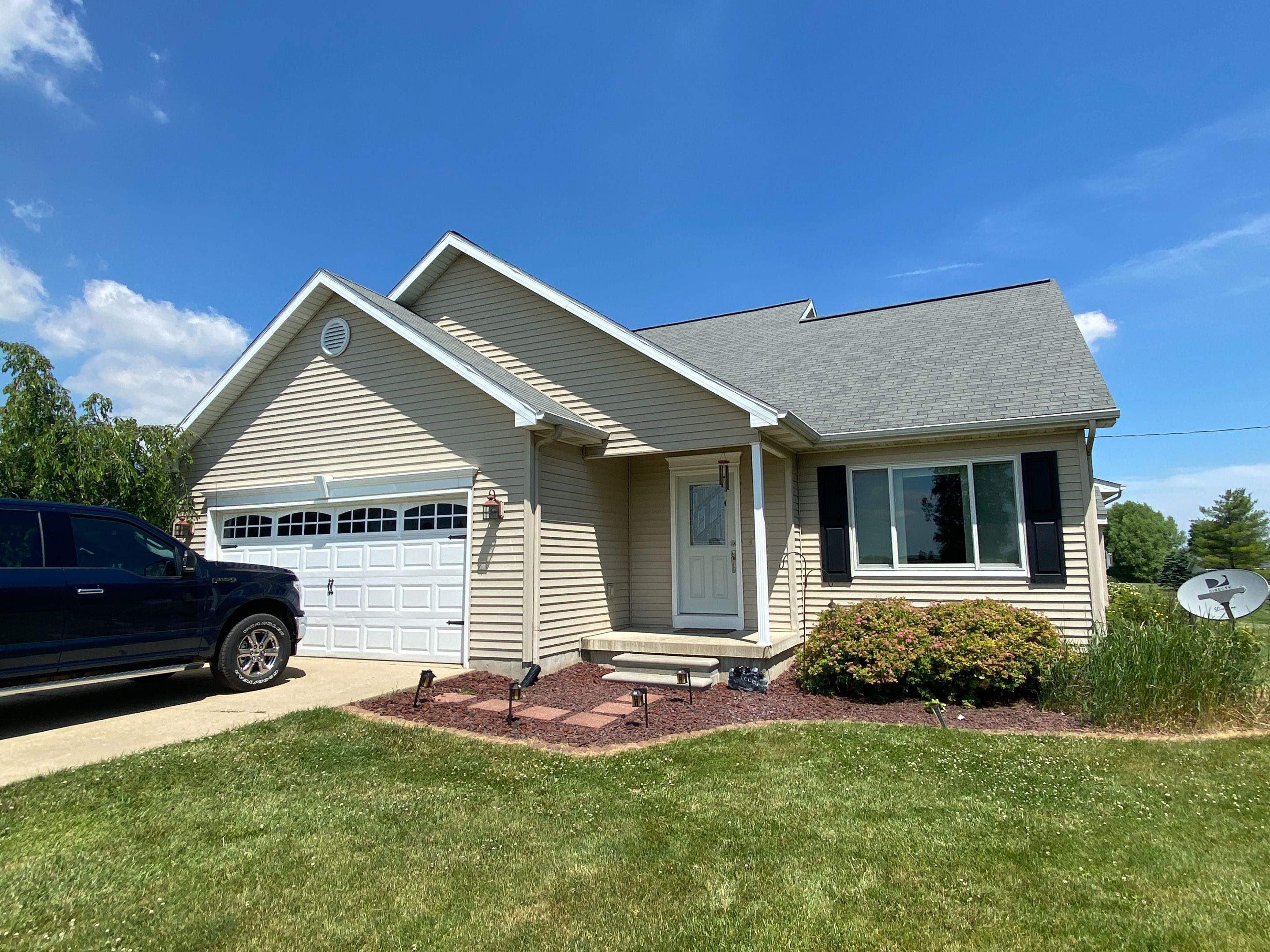 Siding Installation using Versetta Stone by Acme Exteriors