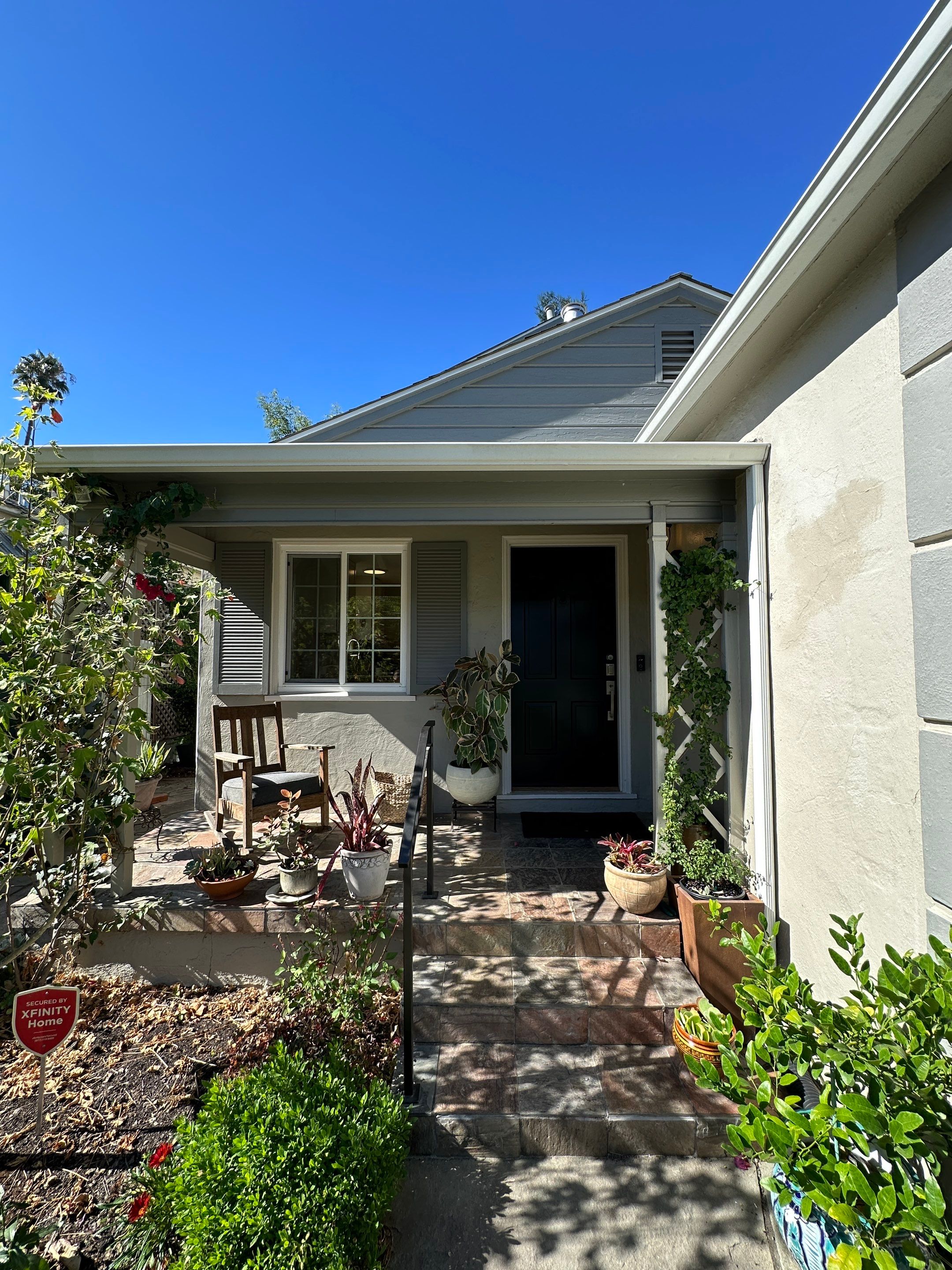 Exterior repaint-siding and stucco by Herrera’s Bay Area Painting inc.