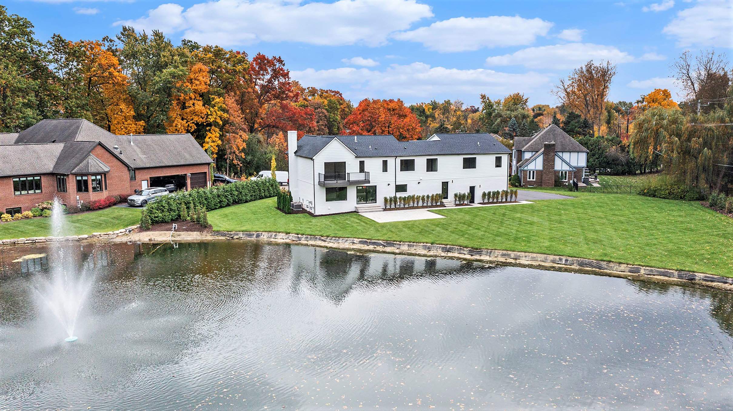 Private Residence - Exterior & Interior Remodel  by Bloomfield Construction & Restoration