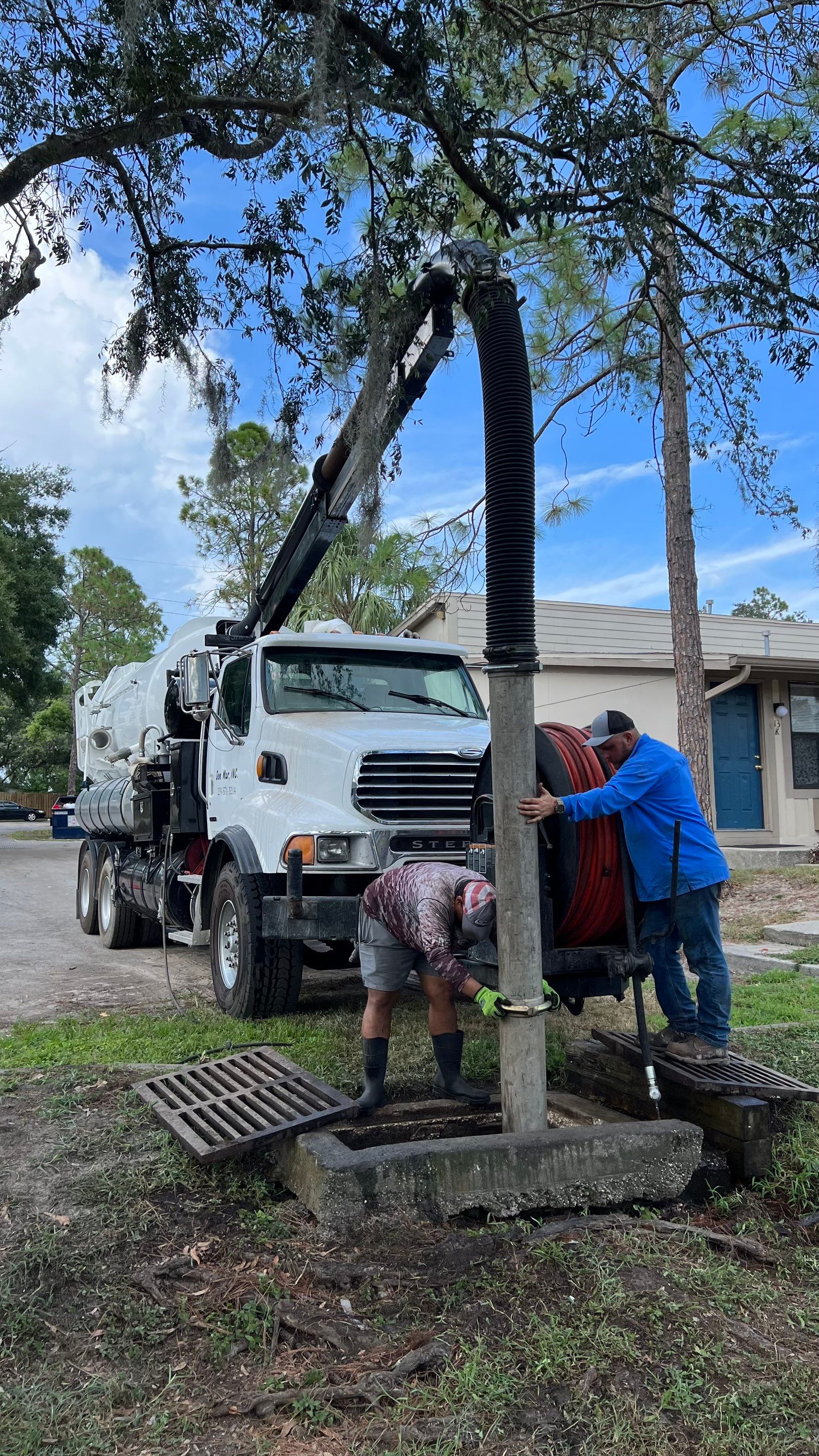 Apartment Complex Storm Water System Cleaning and Maintenance by APS Power & Water