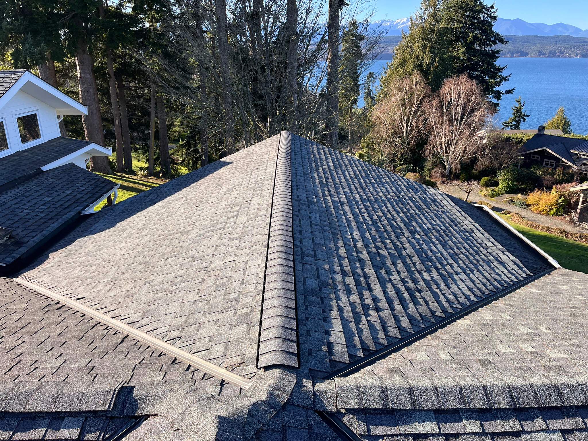 Residential Roof Cleaning in Poulsbo, WA by Hanley Construction