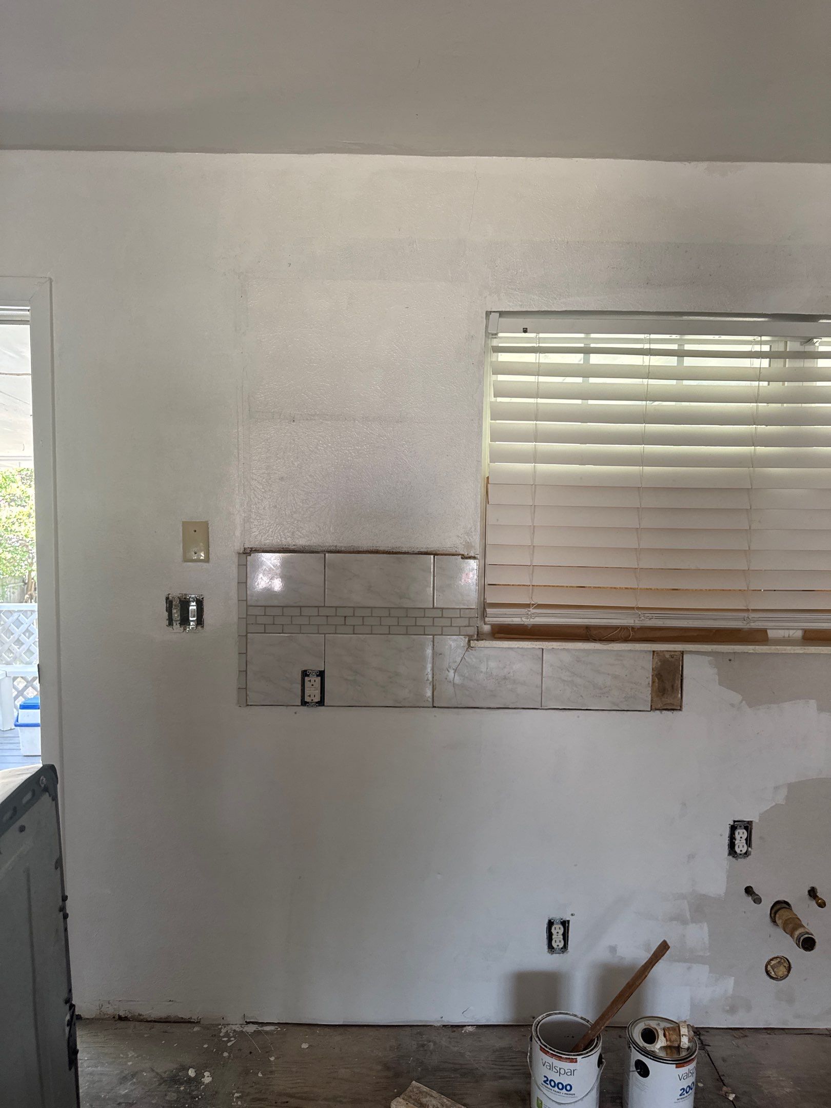 Rapid Cabinet Refitting: Turnkey Installation Completed in 48 Hours by Tibi Soli LLC