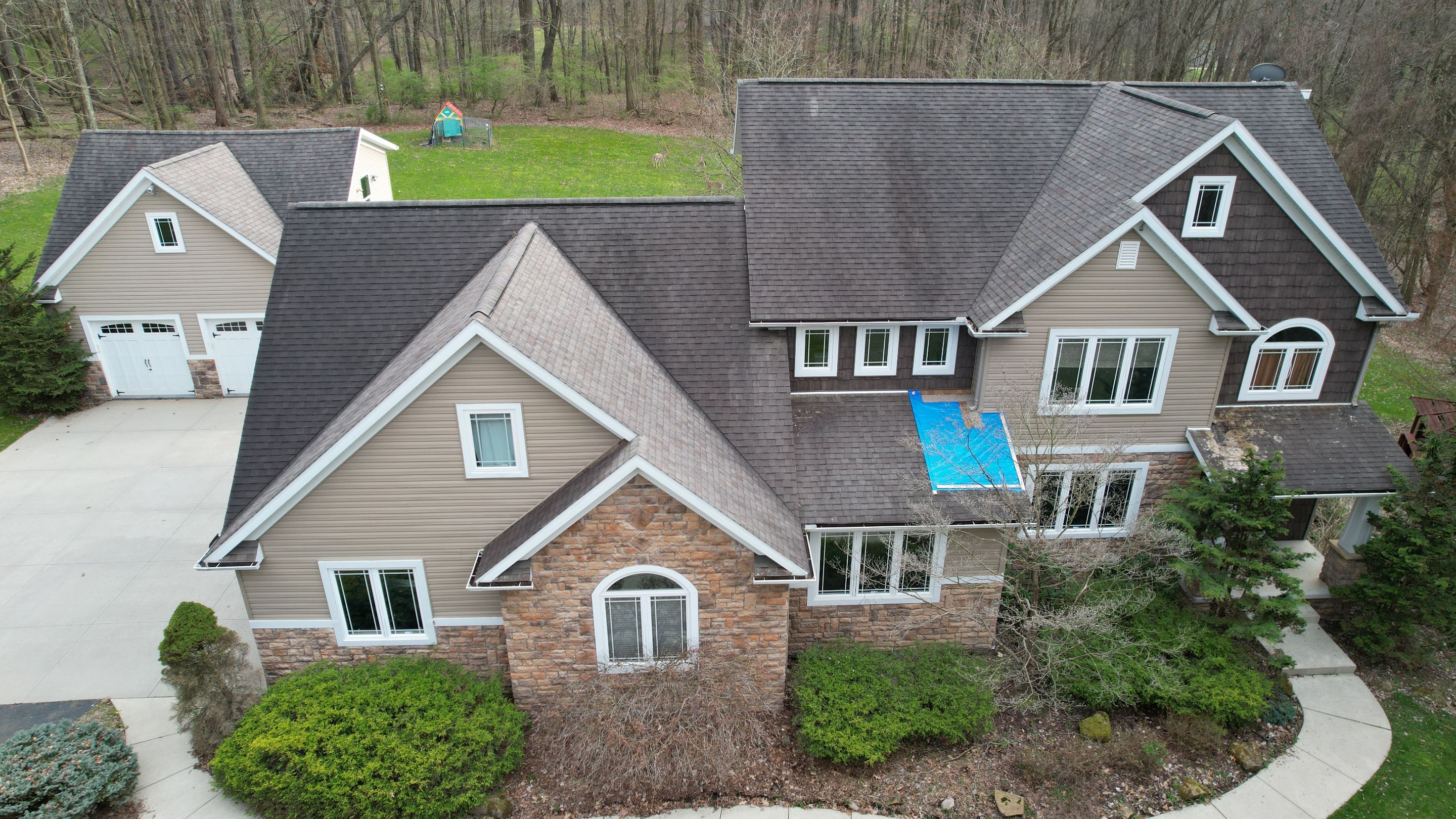 Atlas Pinnacle, Color, Coastal Granite, Drip Edge, Color, Black by Eagle Eye Roofing