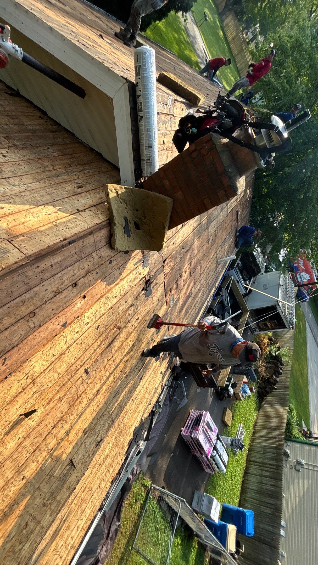 Roof Replacement using Owens Corning Onyx Black by 180 Contractors