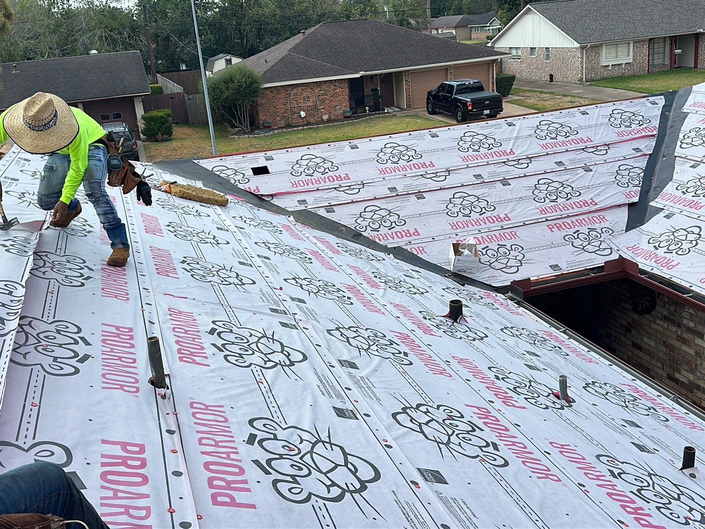 Residential Roofing Installation using Owen's Corning Duration (Lifetime) Shingles by Roof Repair Company