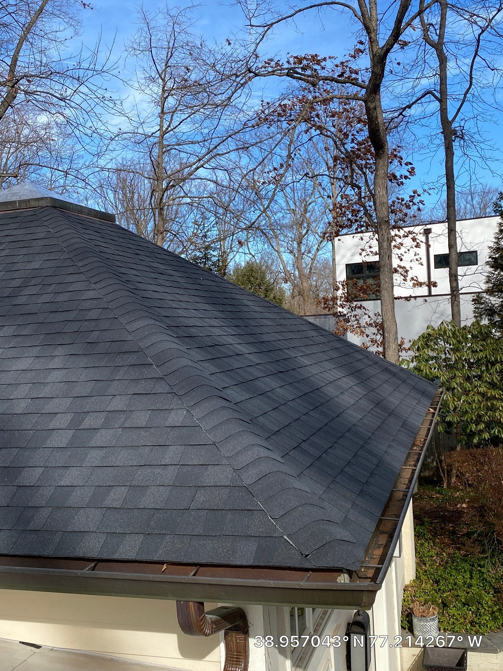 McLean: Certainteed Landmark Pro Designer Shingles in Max Def Charcoal Black by RM Banning, Inc.