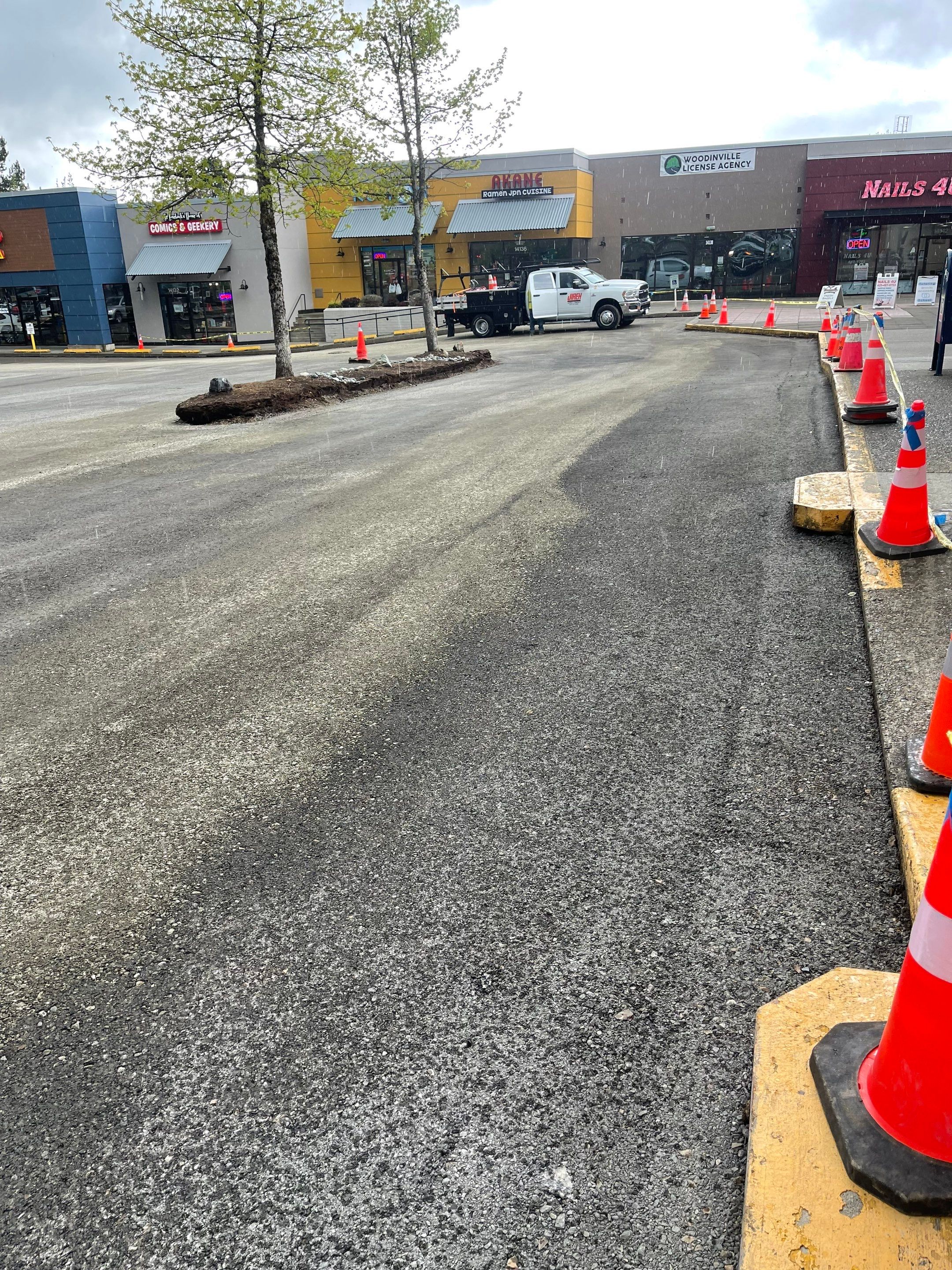 Colliers - Woodinville New Asphalt Parking Lot by Jireh Asphalt & Concrete Inc 