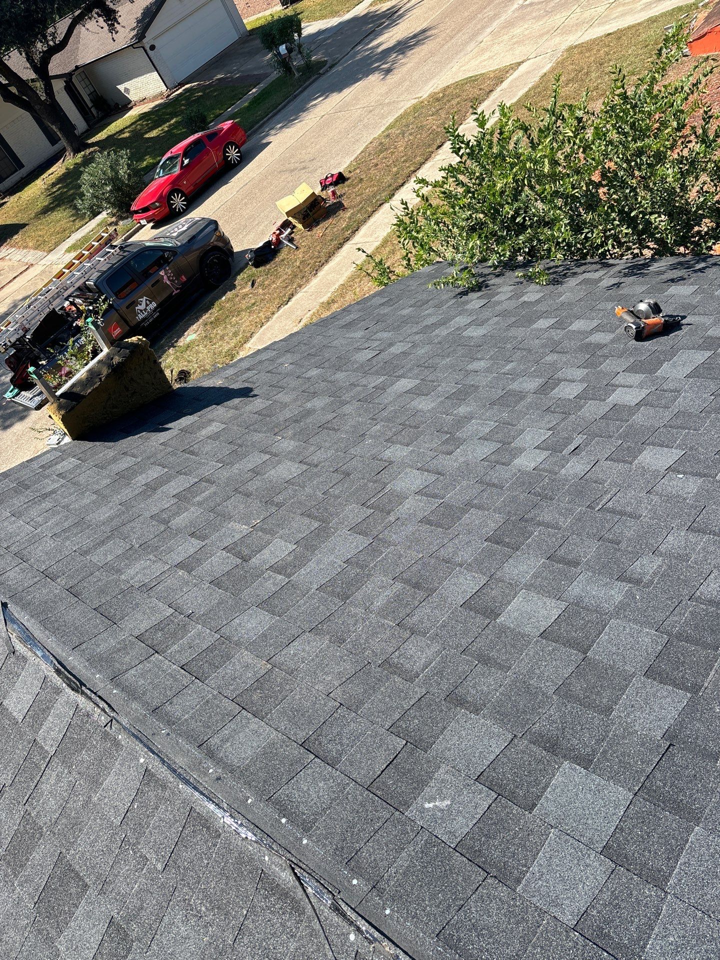 Residential Roofing Installation using Owen's Corning Duration (Lifetime) Shingles by Roof Repair Company