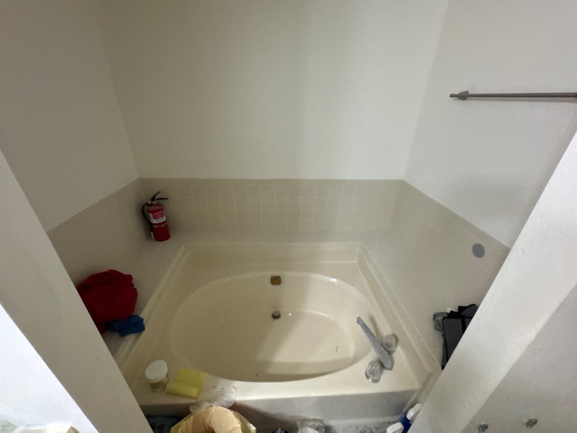 Master bathroom renovation by Prudencio