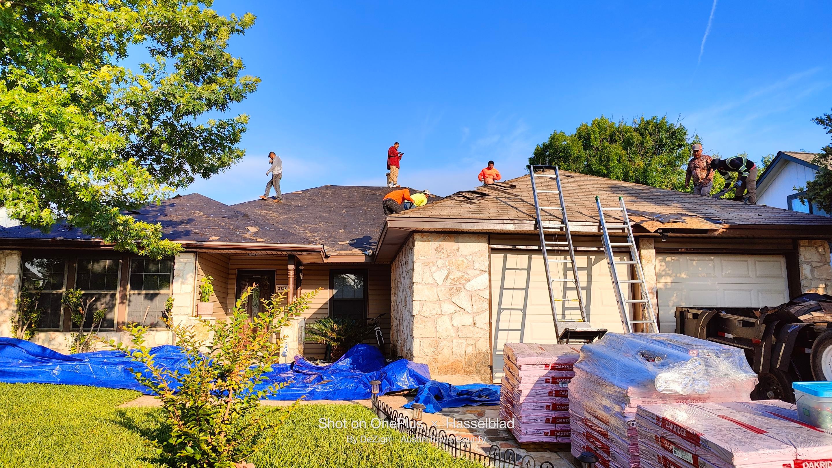 Residential Roofing Installation using Owens Corning Oakridge Onyx Black by DeZign Roofing & Exteriors