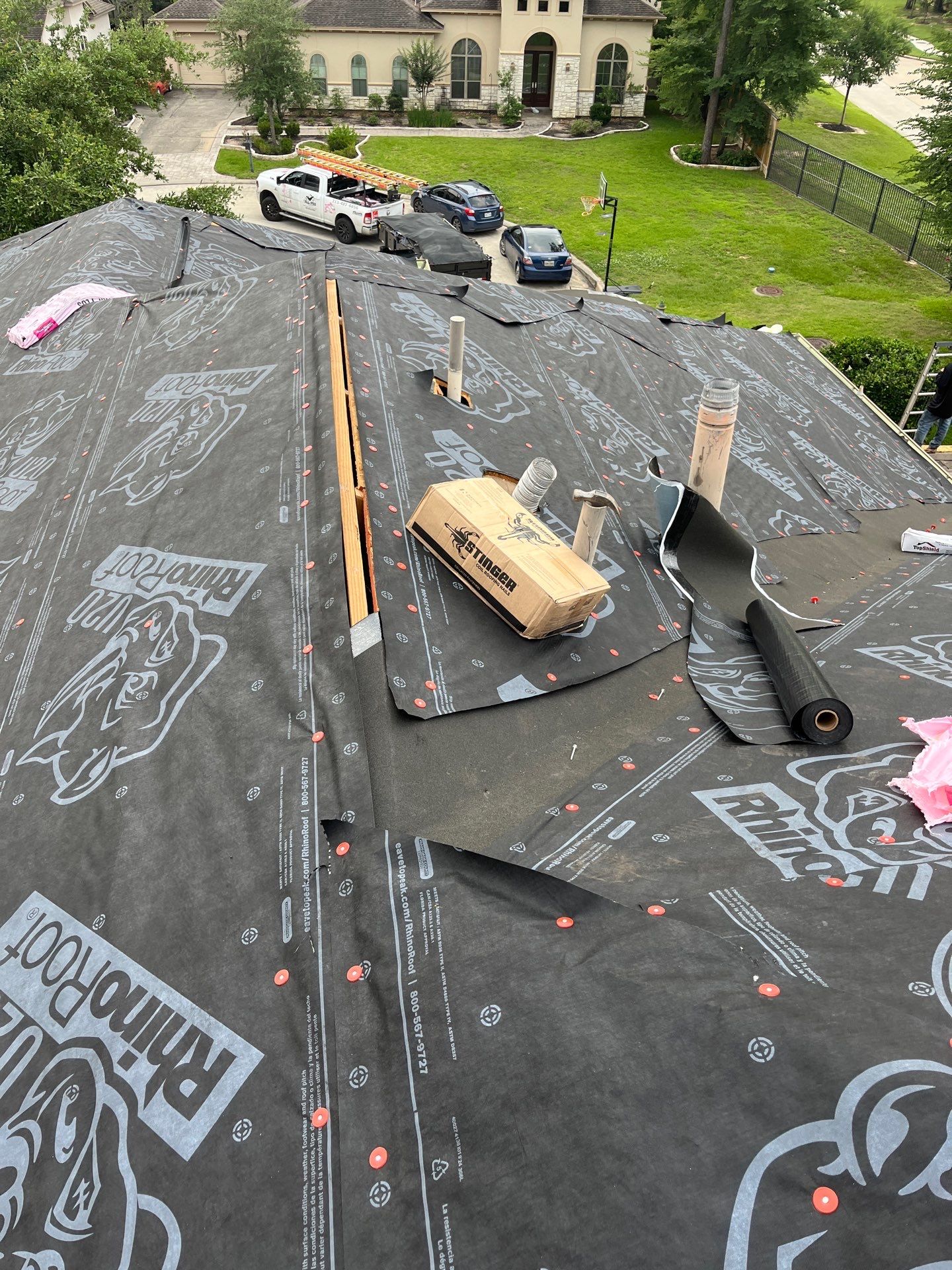 Residential Roofing Installation using Owen's Corning Duration (Lifetime) Shingles by Roof Repair Company