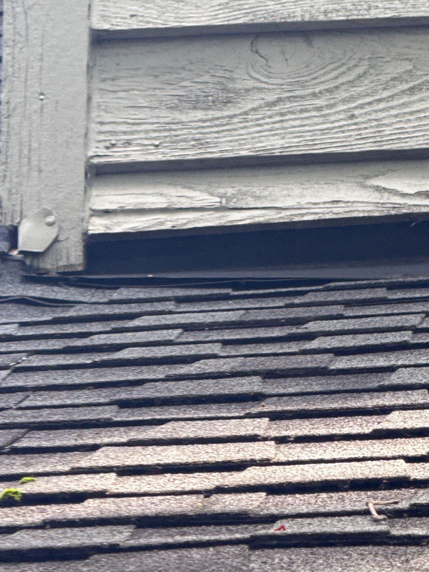 Project in Amelia Court House by Roof Maxx of Midlothian