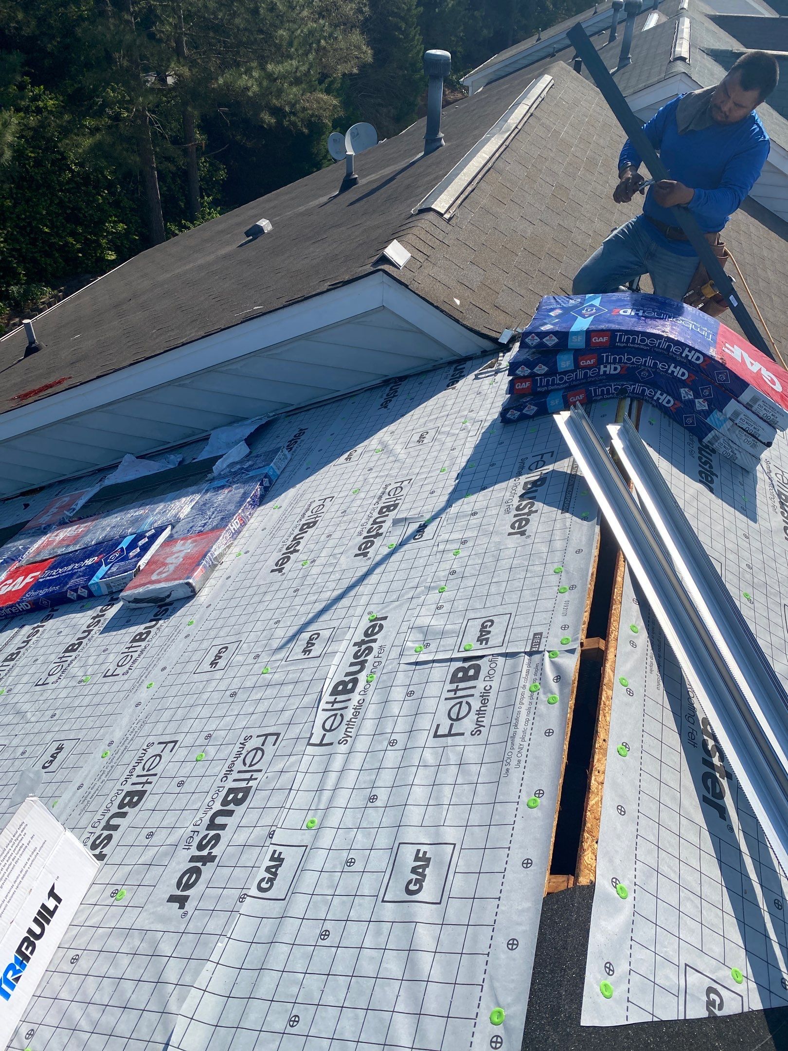 Roof Replacement - GAF Timberline HDZ Weathered Wood  by Pro Performance Roofing